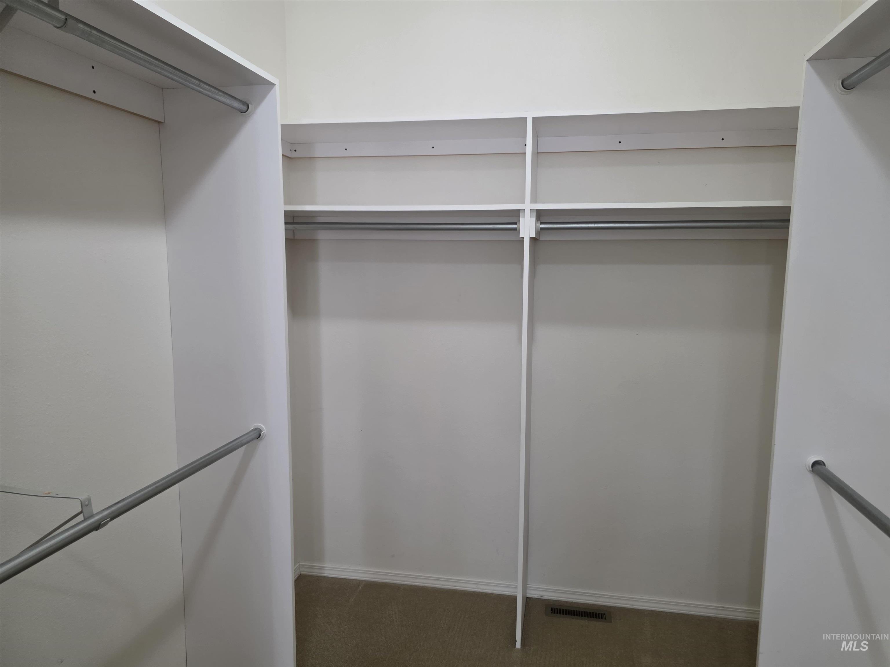 1041 Warm Springs Pl Property Photo 19