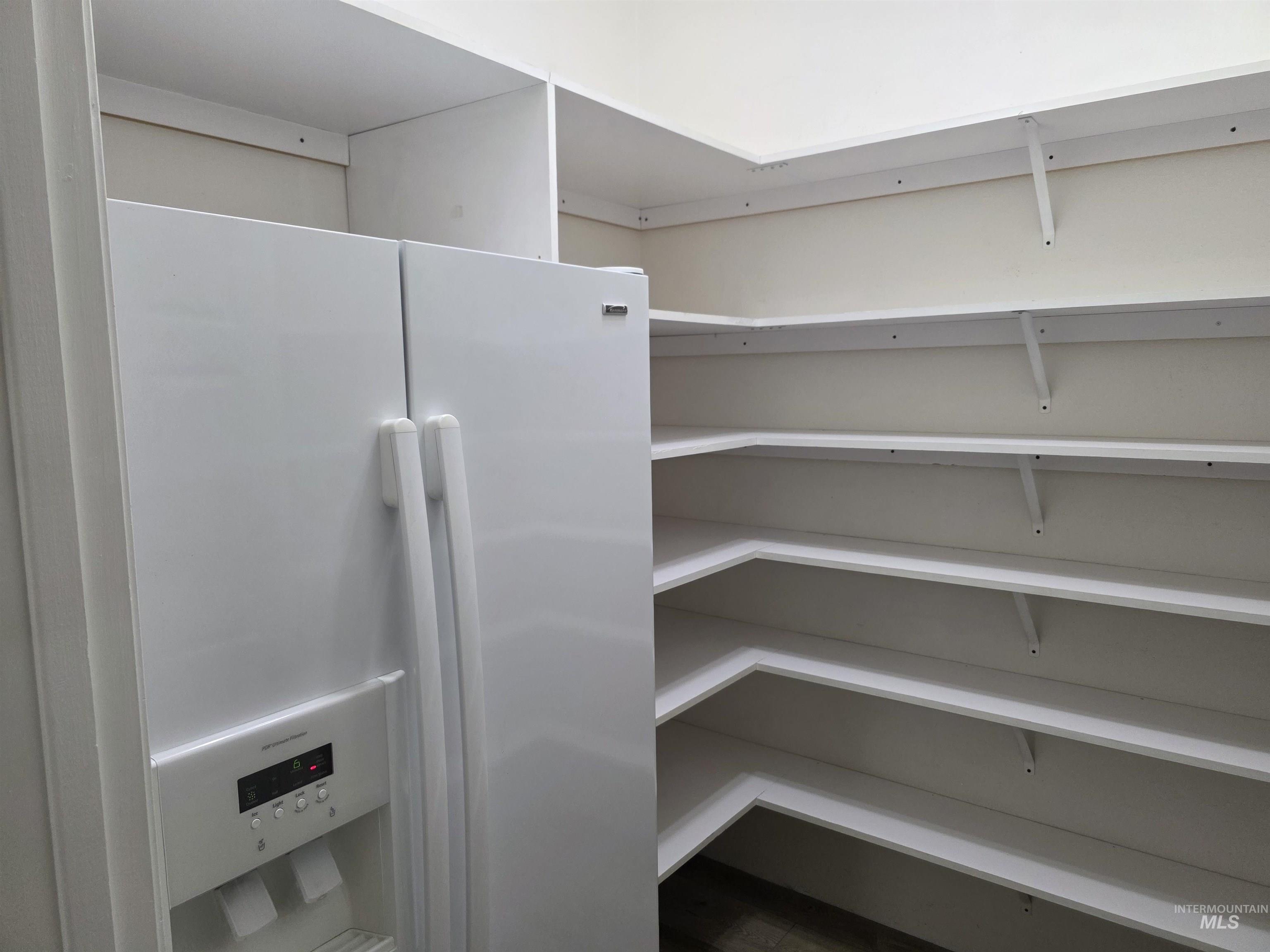 1041 Warm Springs Pl Property Photo 23