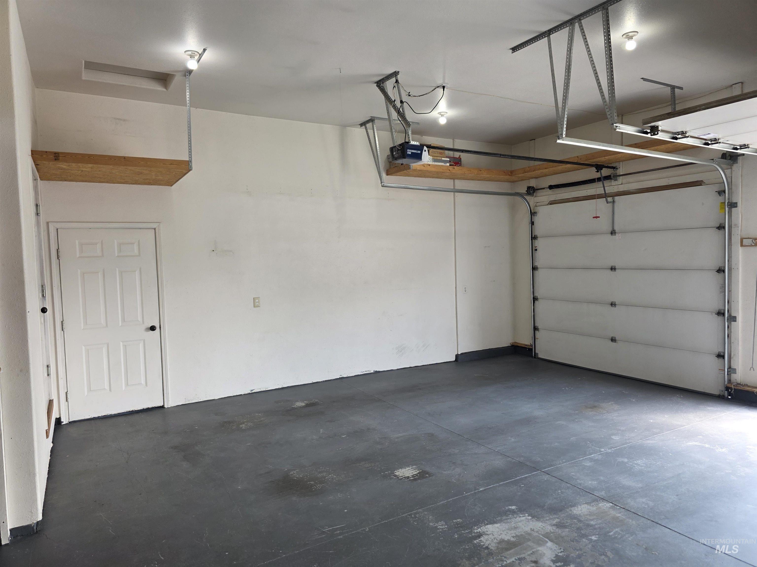 1041 Warm Springs Pl Property Photo 27