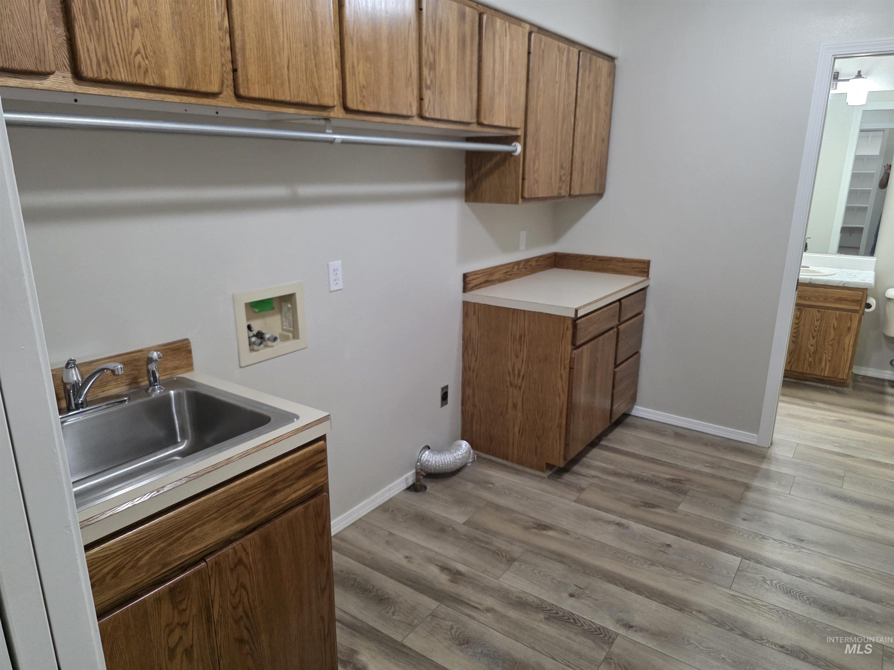 1041 Warm Springs Pl Property Photo 29