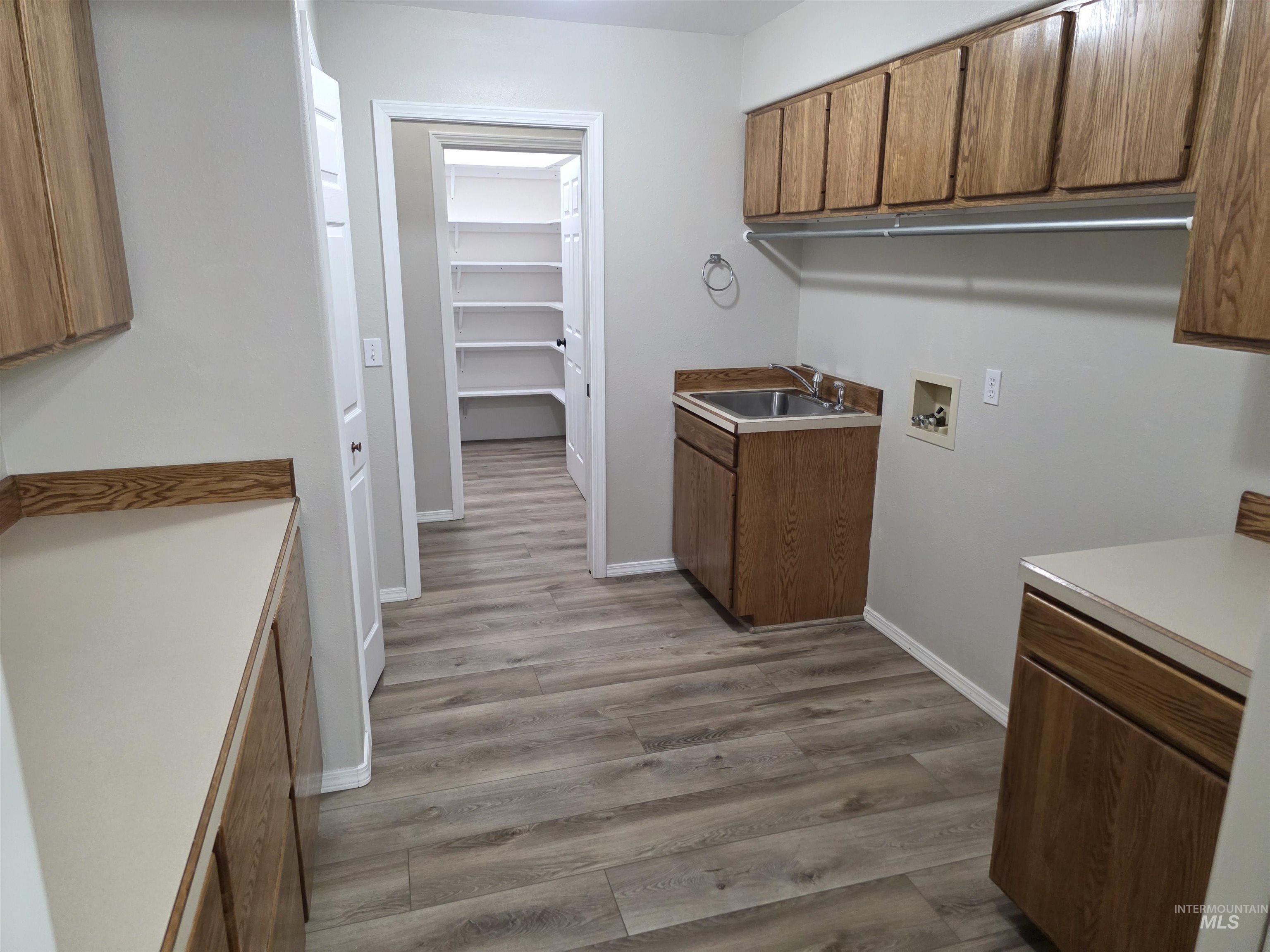 1041 Warm Springs Pl Property Photo 30