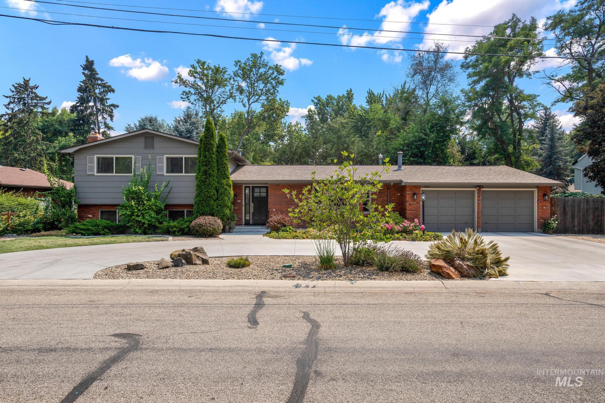 3109 W Edson Street Property Photo 1