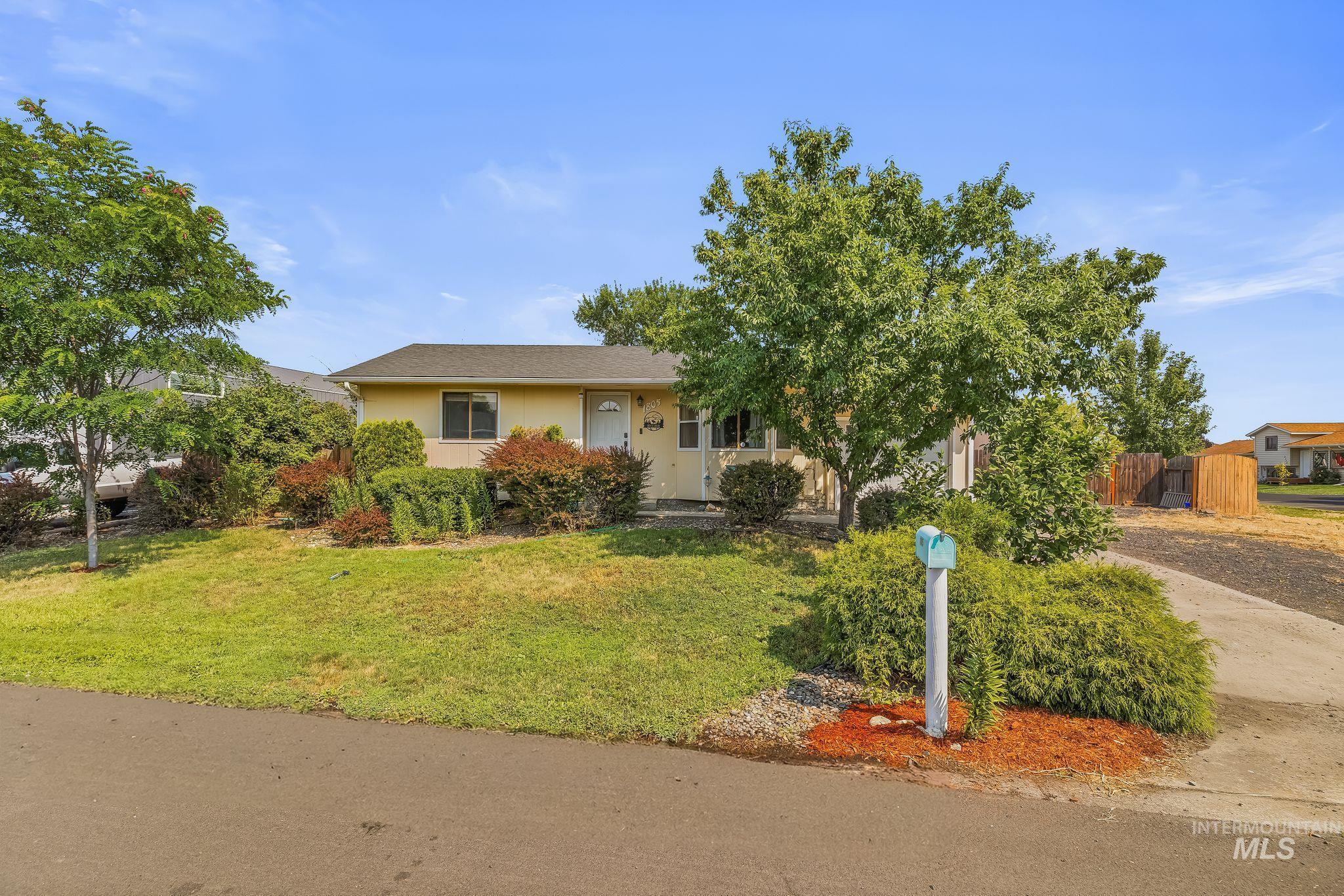 1805 Birch Dr Property Photo 3