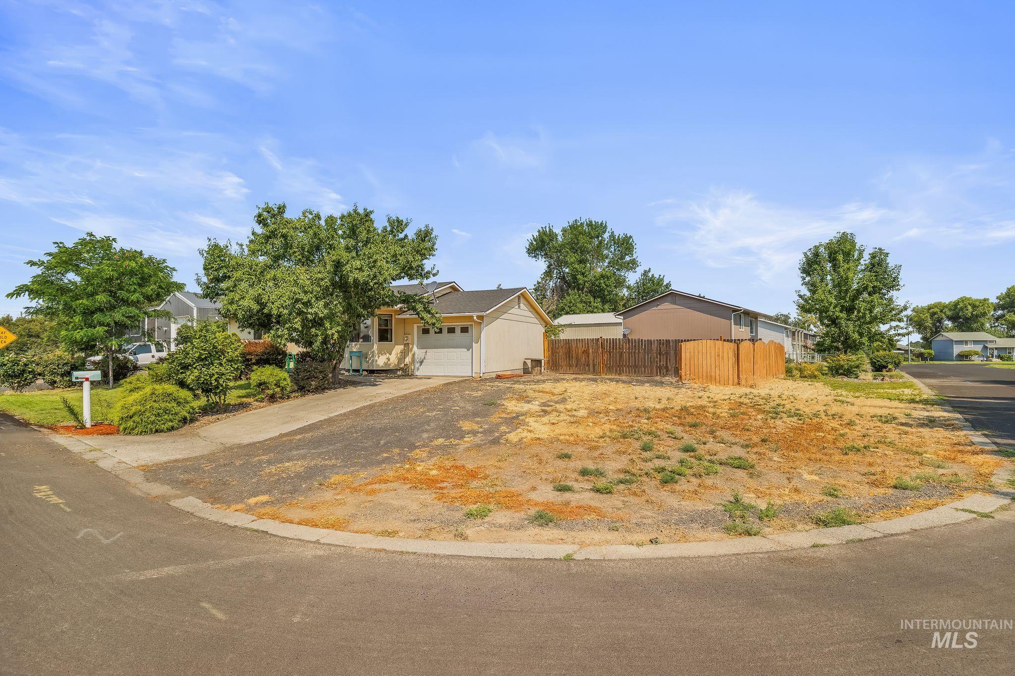 1805 Birch Dr Property Photo 6