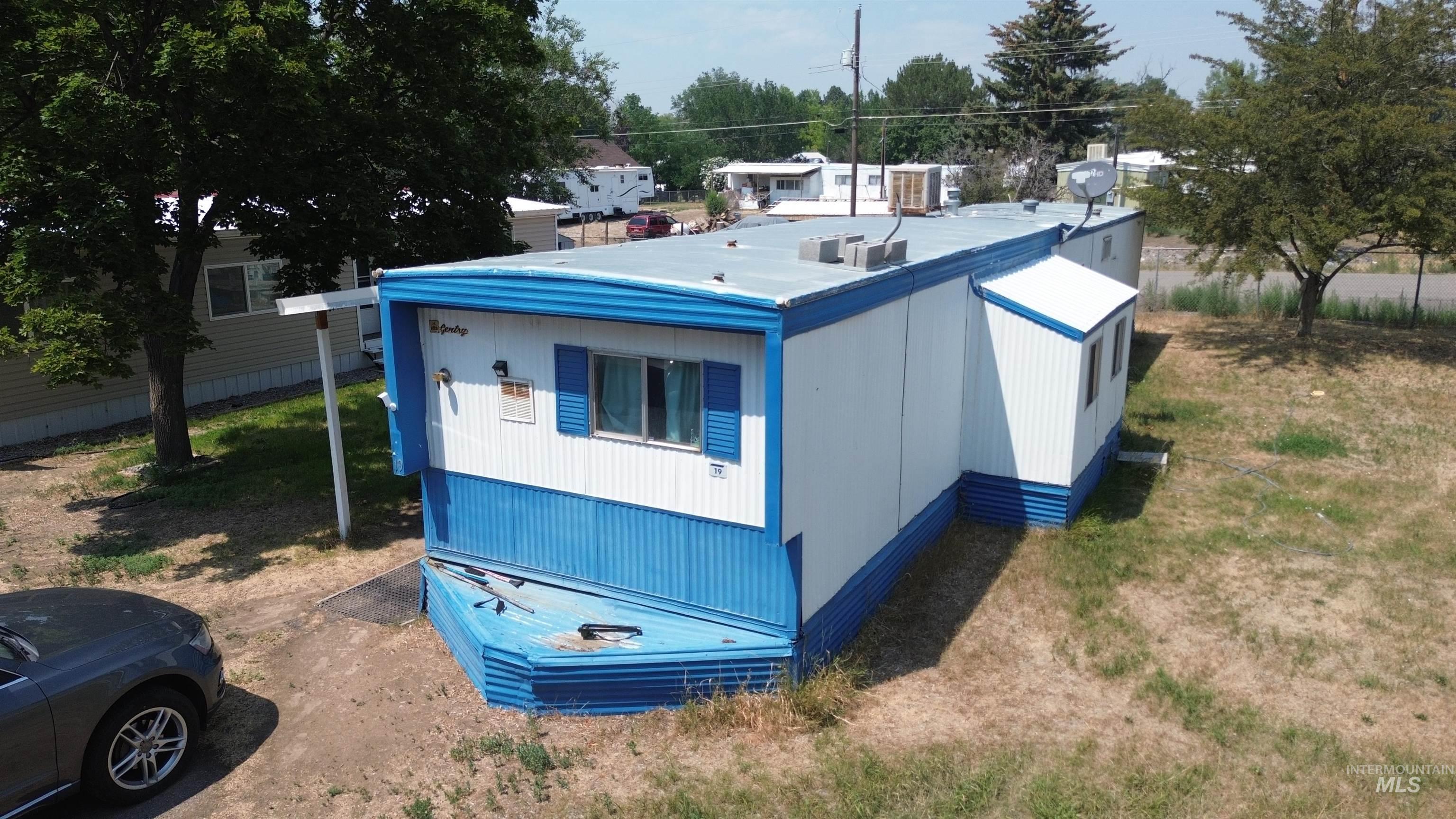 218 W Avenue I Property Photo 1