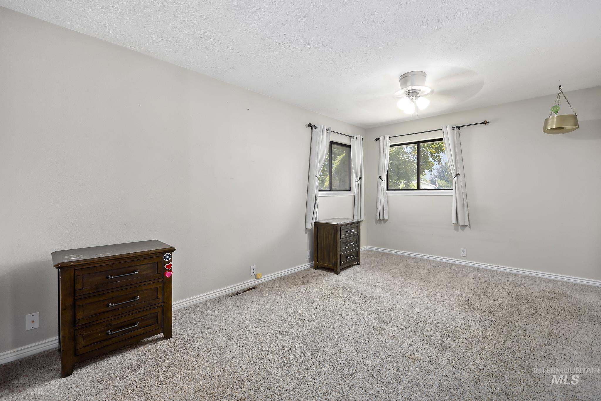 1228 Evergreen Dr Property Photo 22
