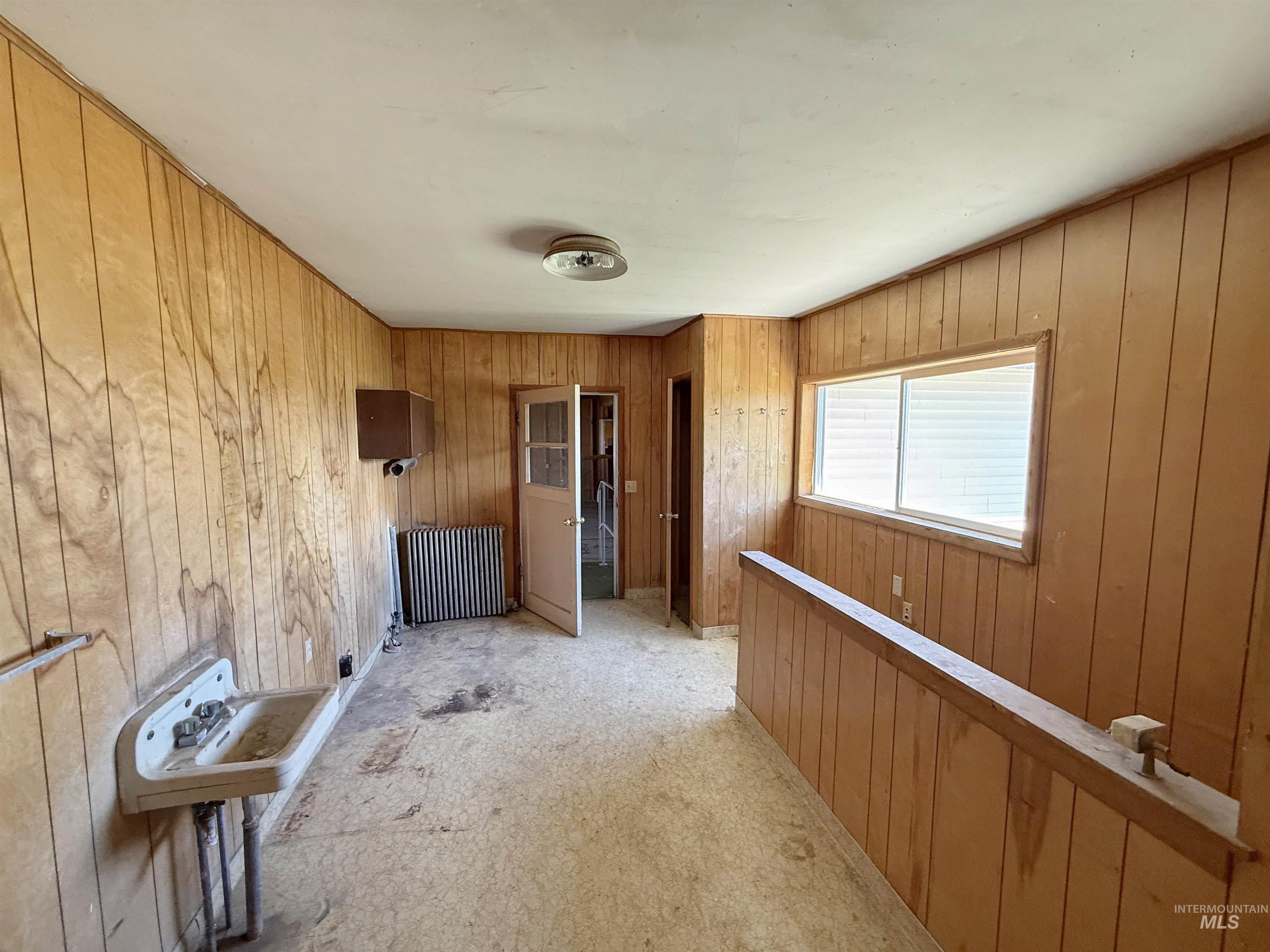 2002 Lund Road Property Photo 21