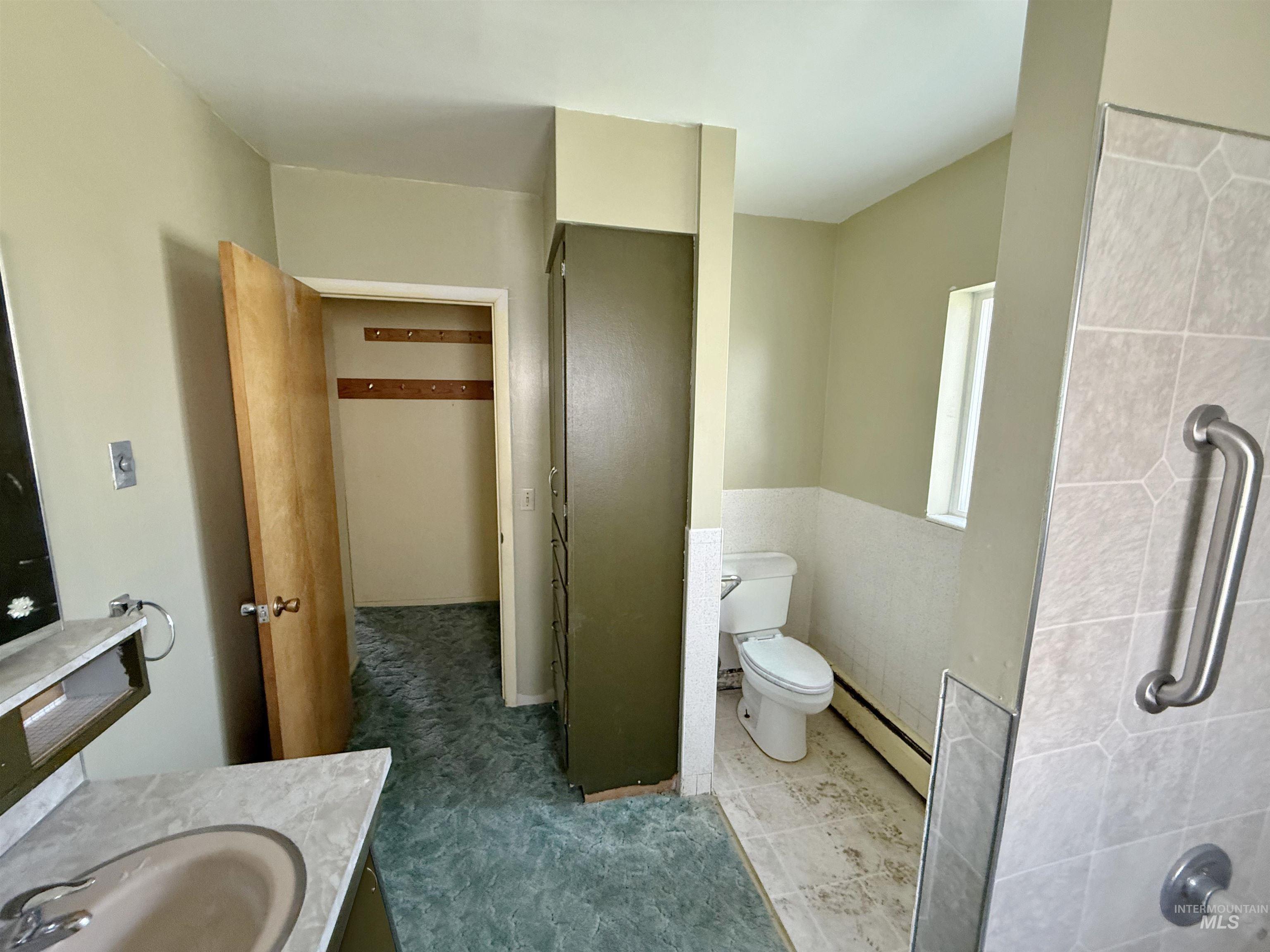 2002 Lund Road Property Photo 33