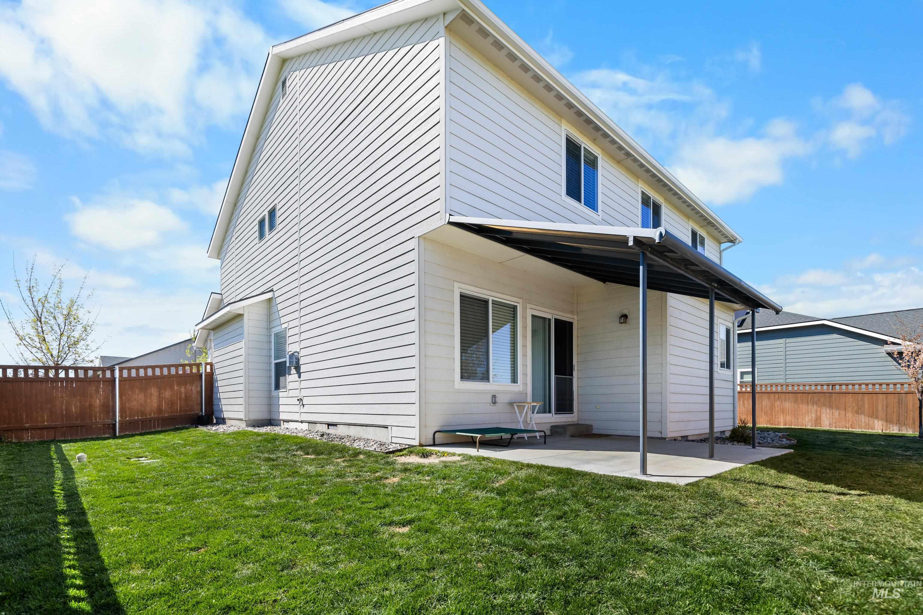 6988 Spur Street Property Photo 4