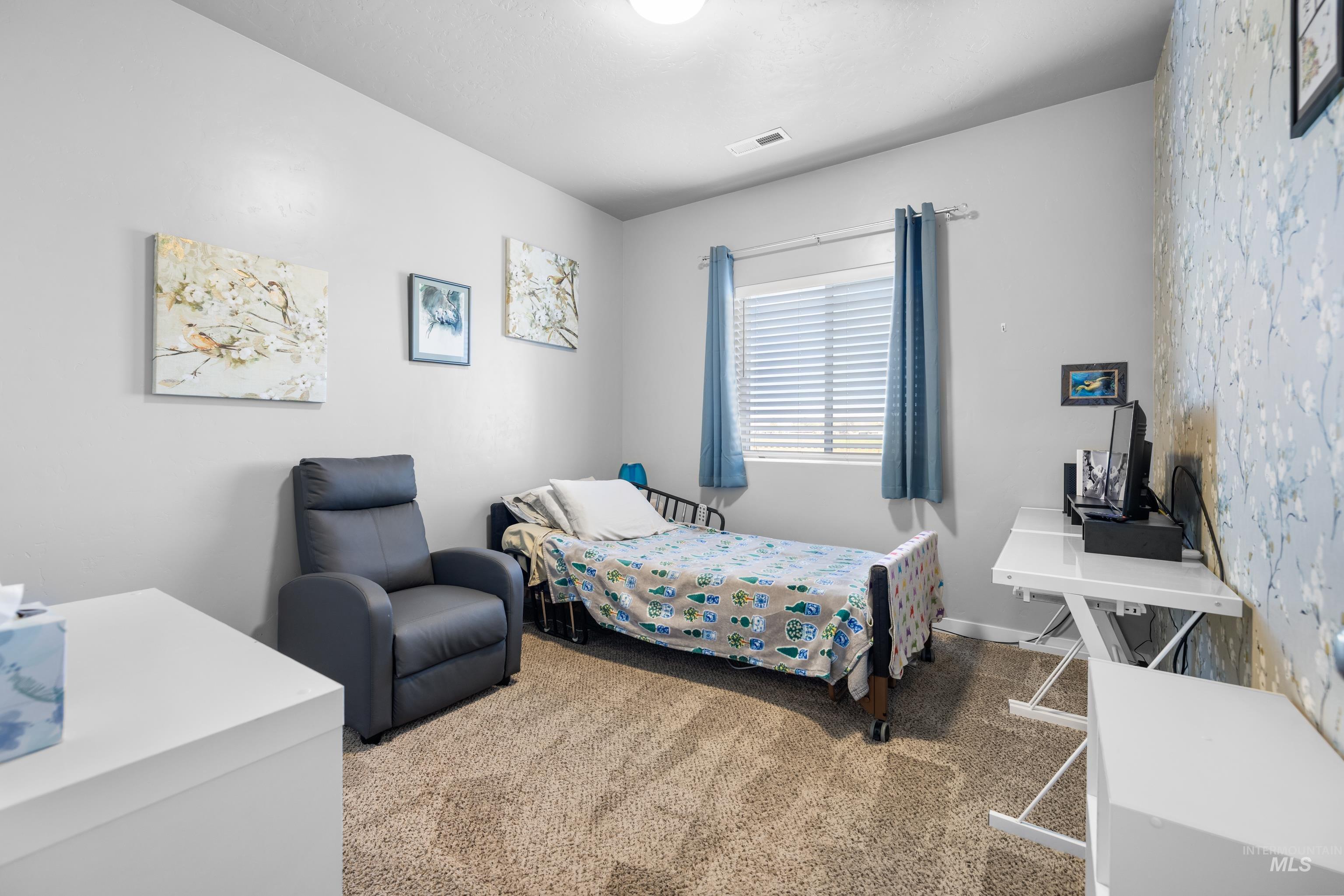 6988 Spur Street Property Photo 17