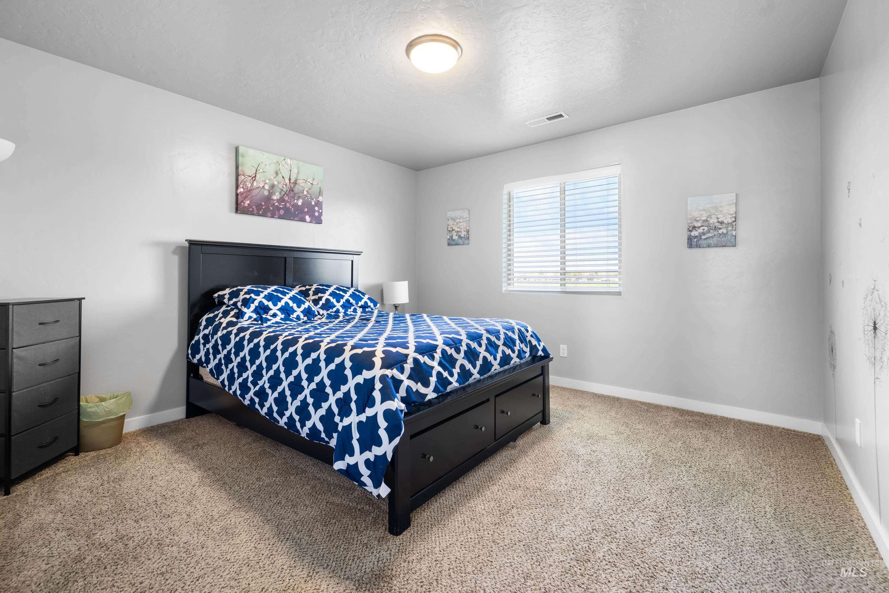 6988 Spur Street Property Photo 24