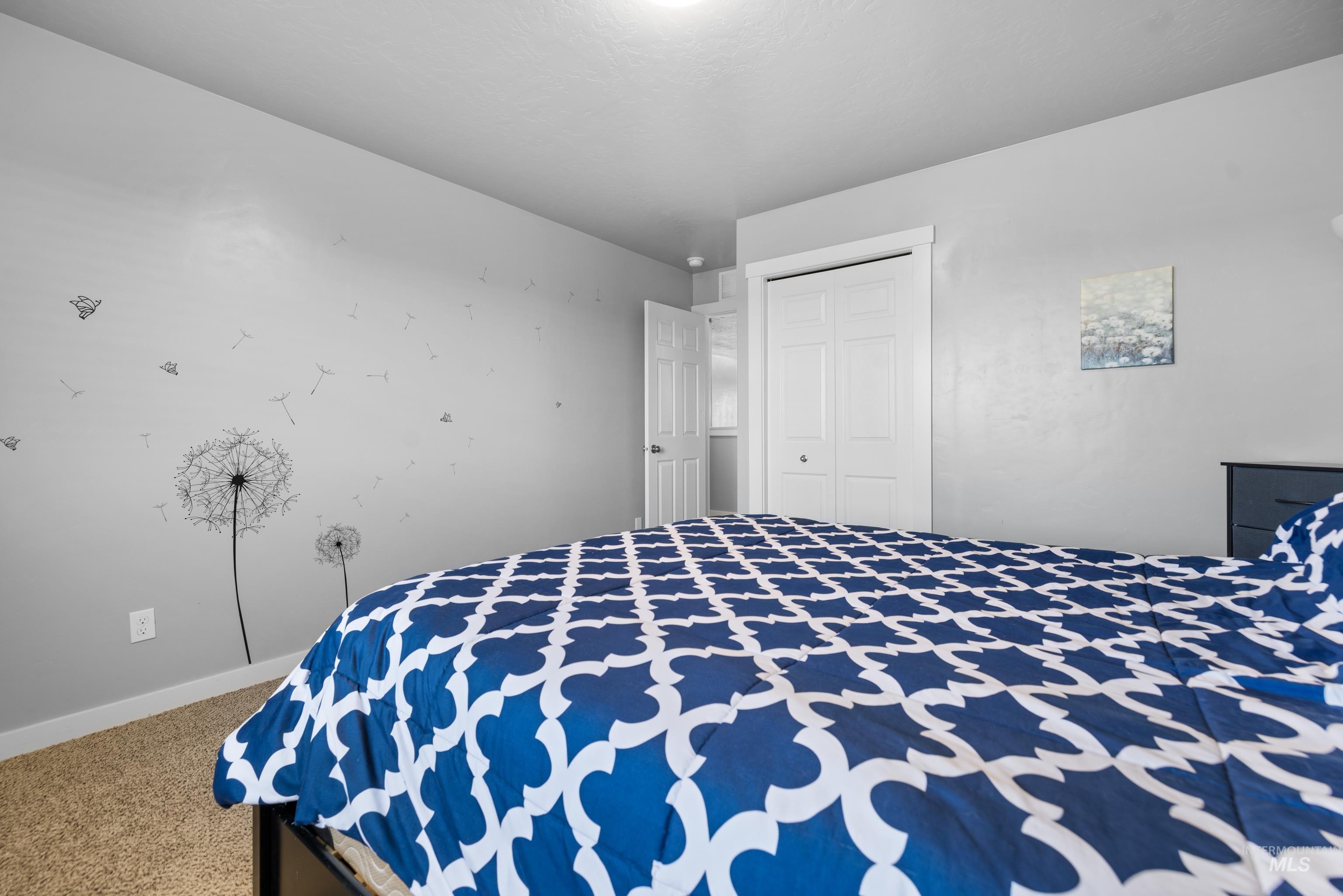 6988 Spur Street Property Photo 25