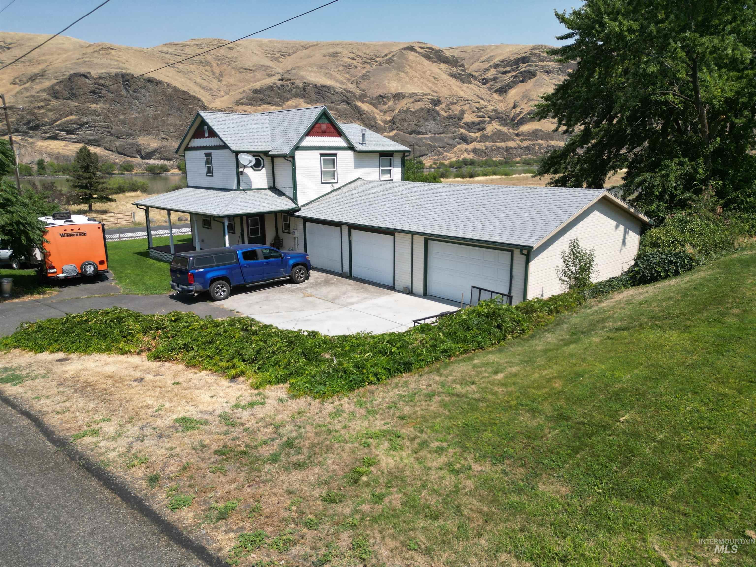 1204 1st Street Property Photo 14