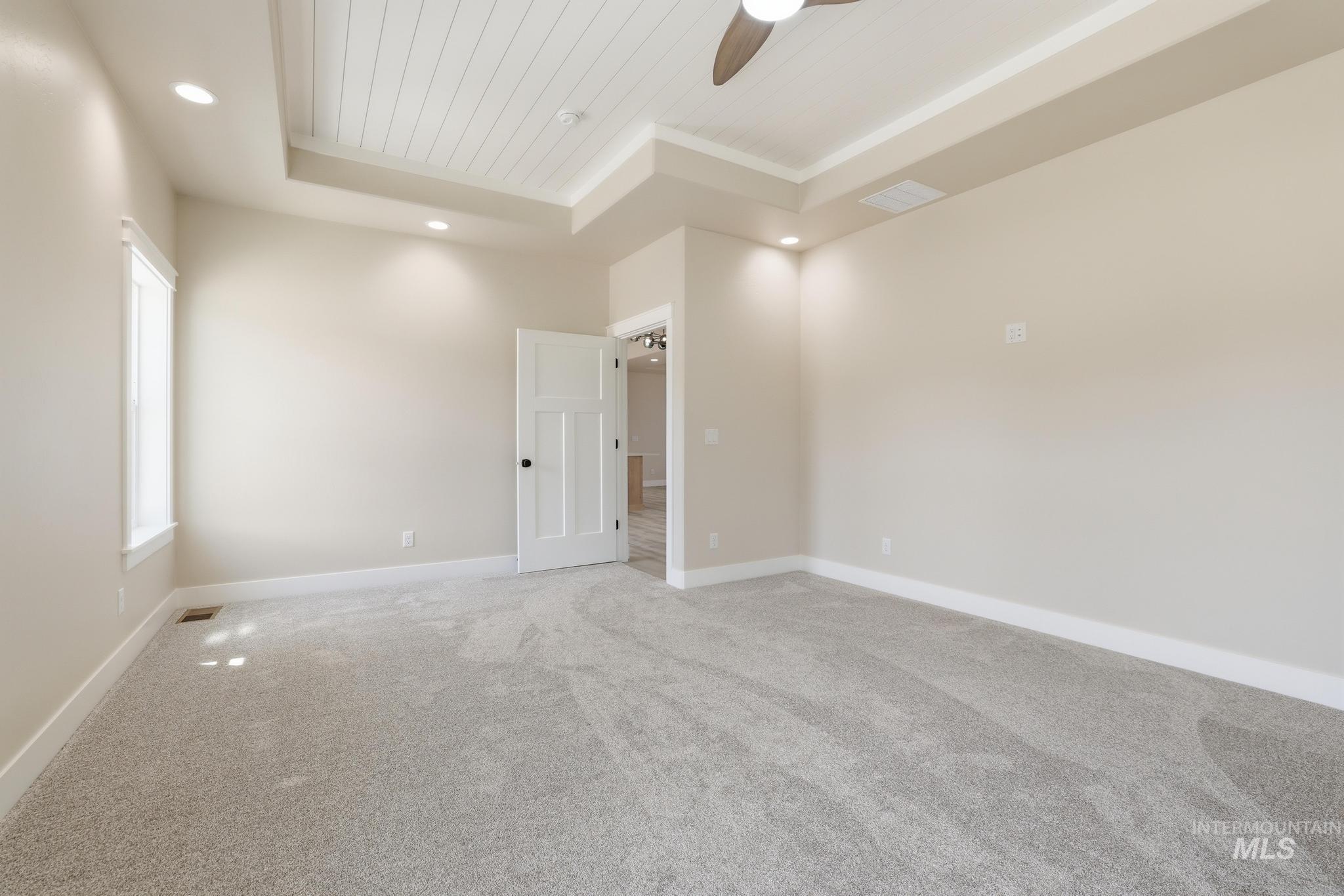 2511 E 3730 N Property Photo 23