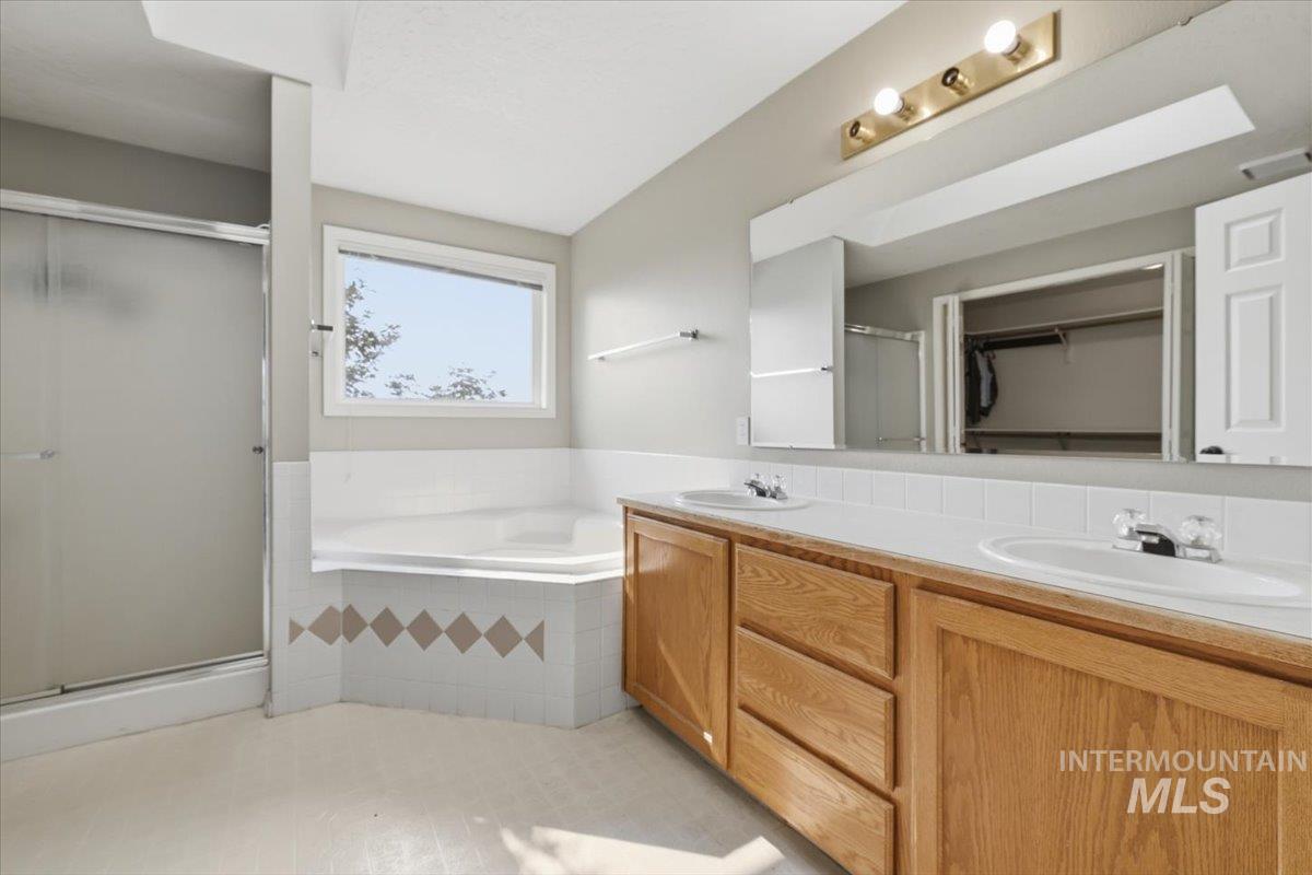 24440 Kenridge Road Property Photo 33