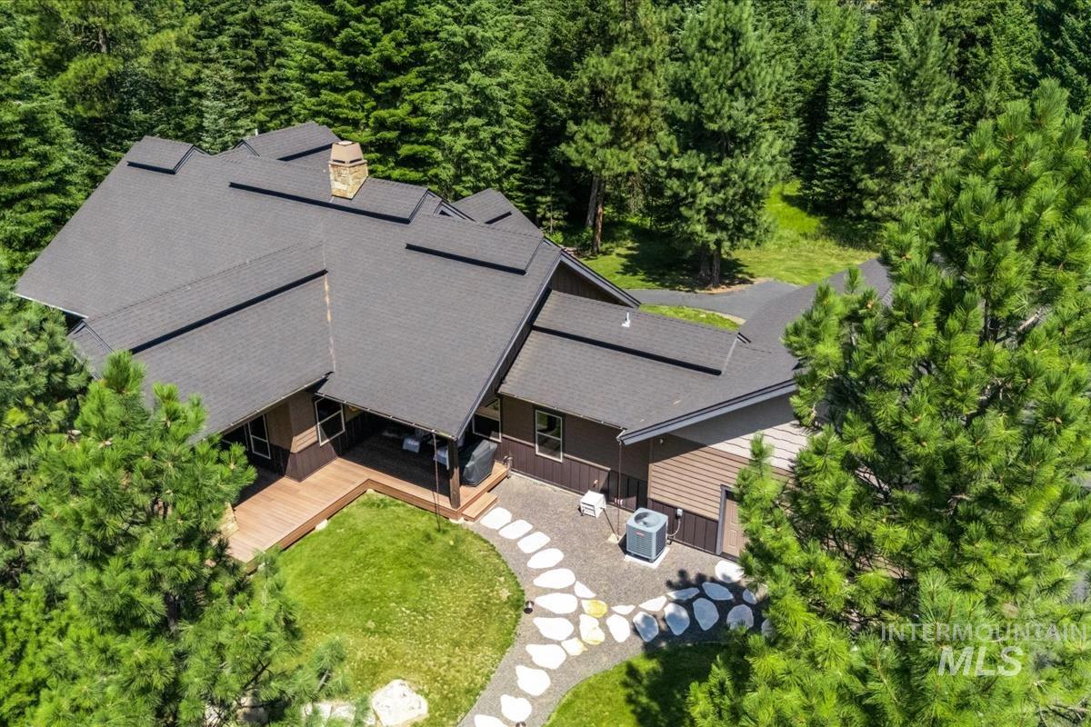 33 Sundance Property Photo 2