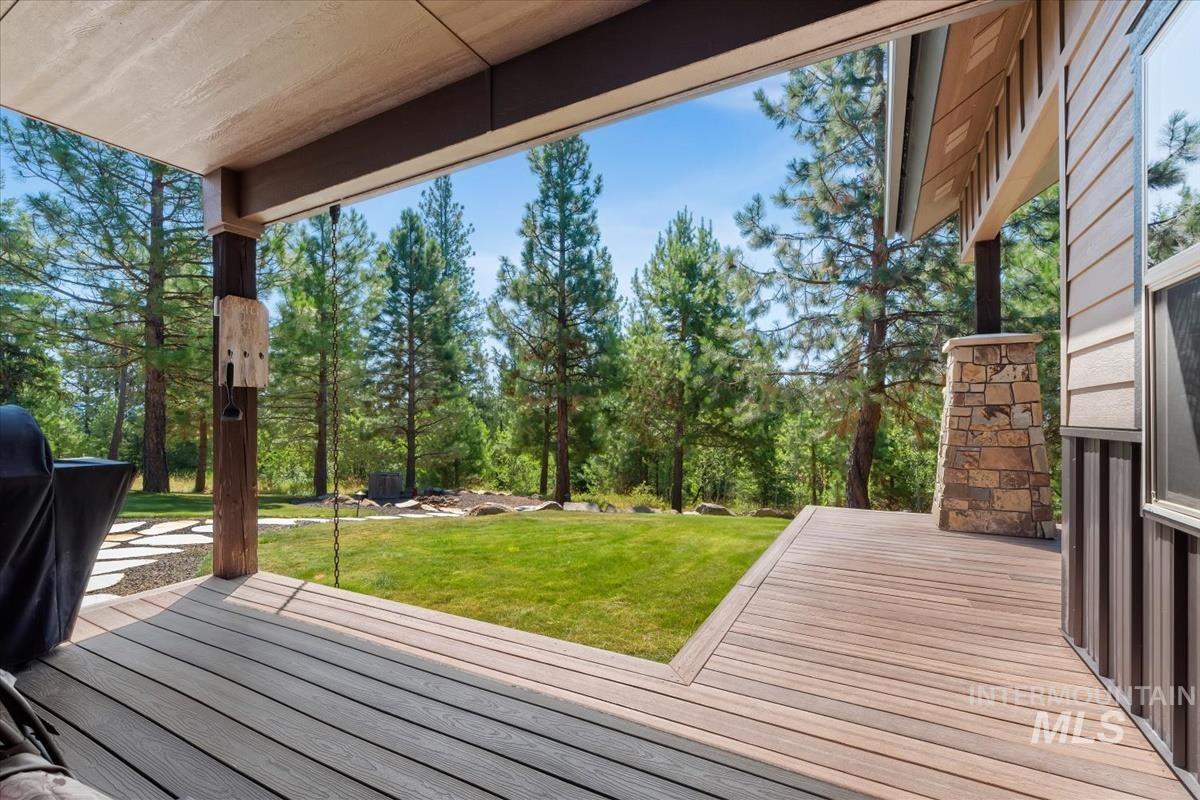 33 Sundance Property Photo 15