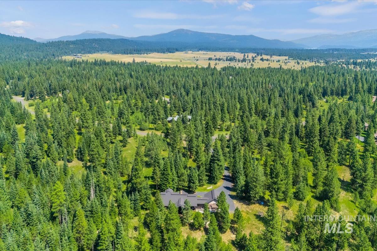 33 Sundance Property Photo 43