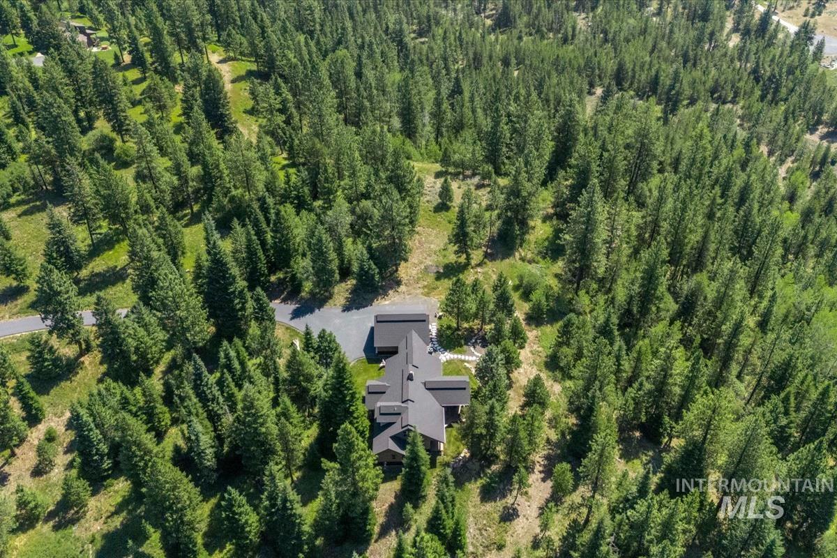 33 Sundance Property Photo 44