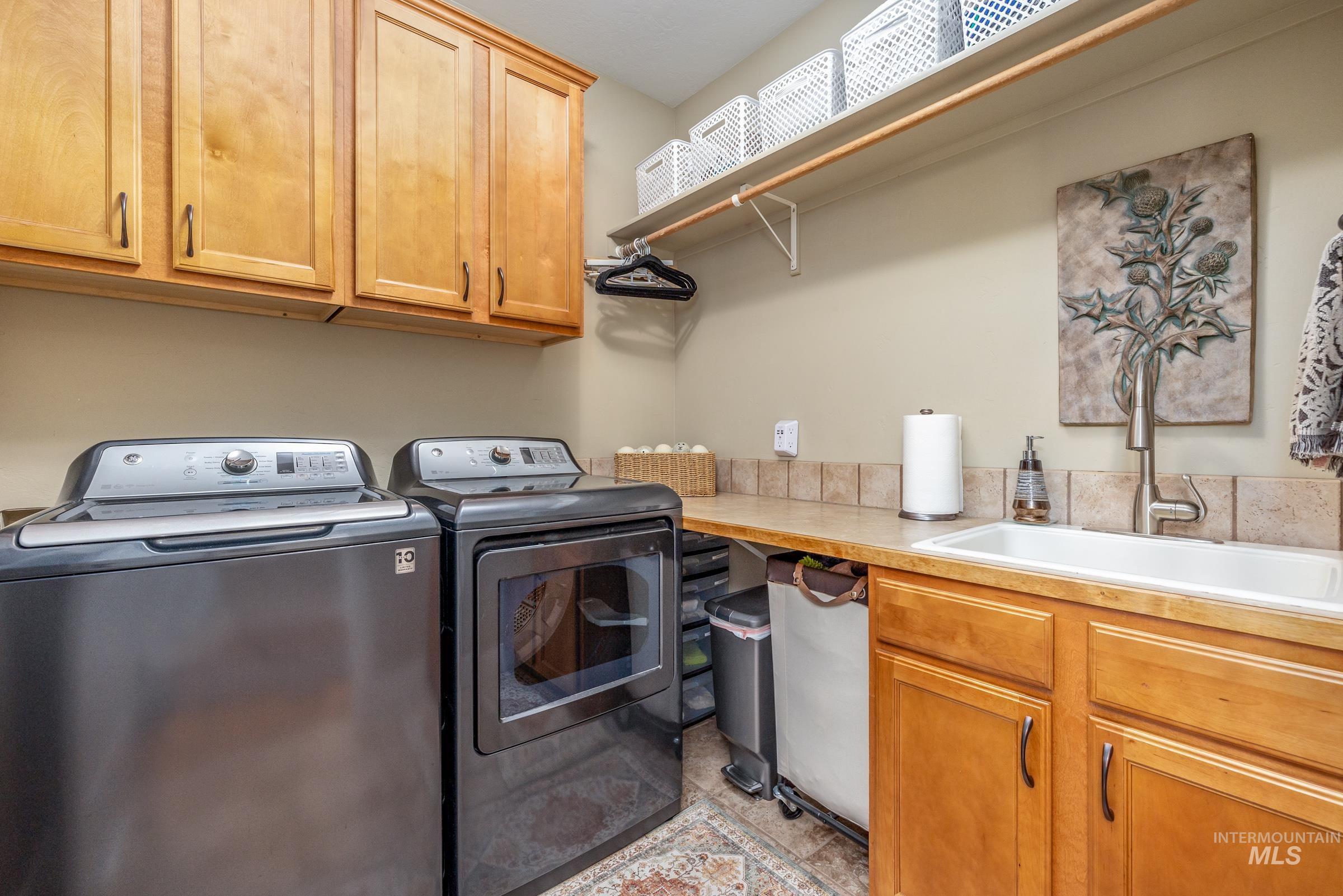 13710 Paoletti St Property Photo 19