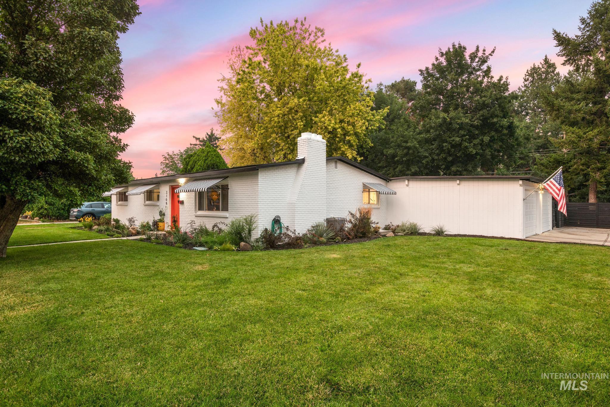2108 S Pond St Property Photo 50