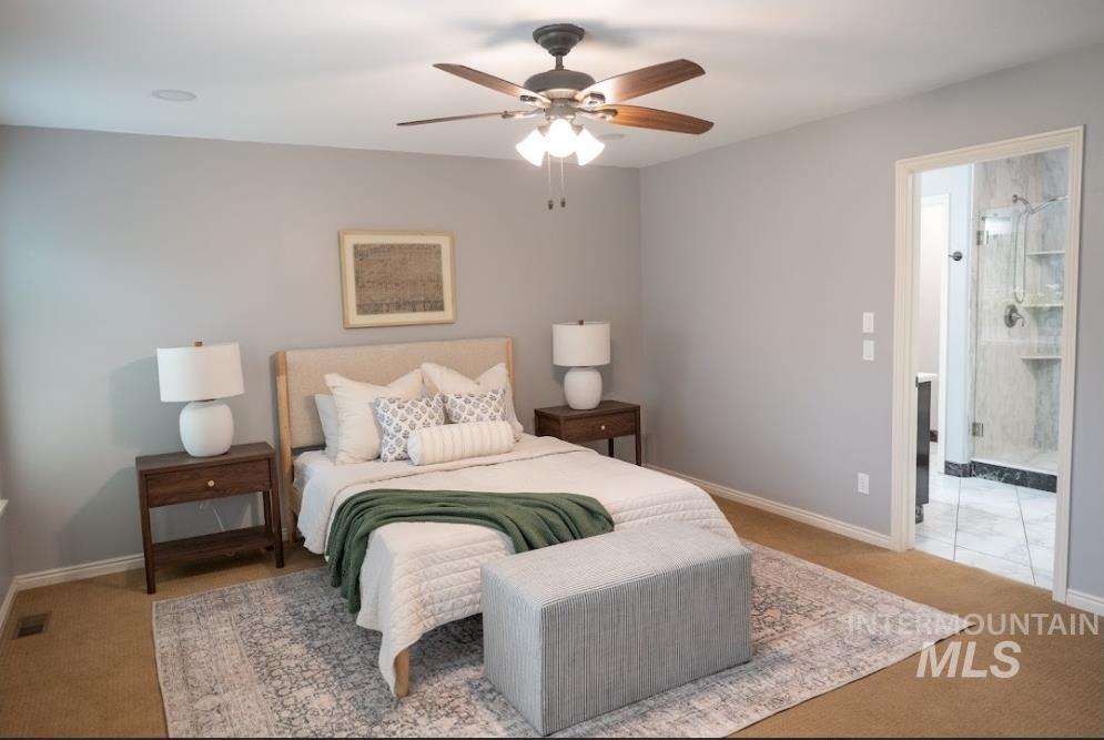 1030 Oakwood St Property Photo 15