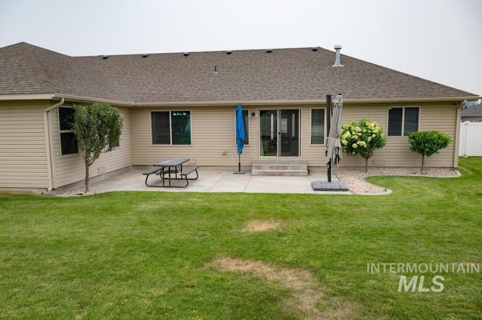 1030 Oakwood St Property Photo 27