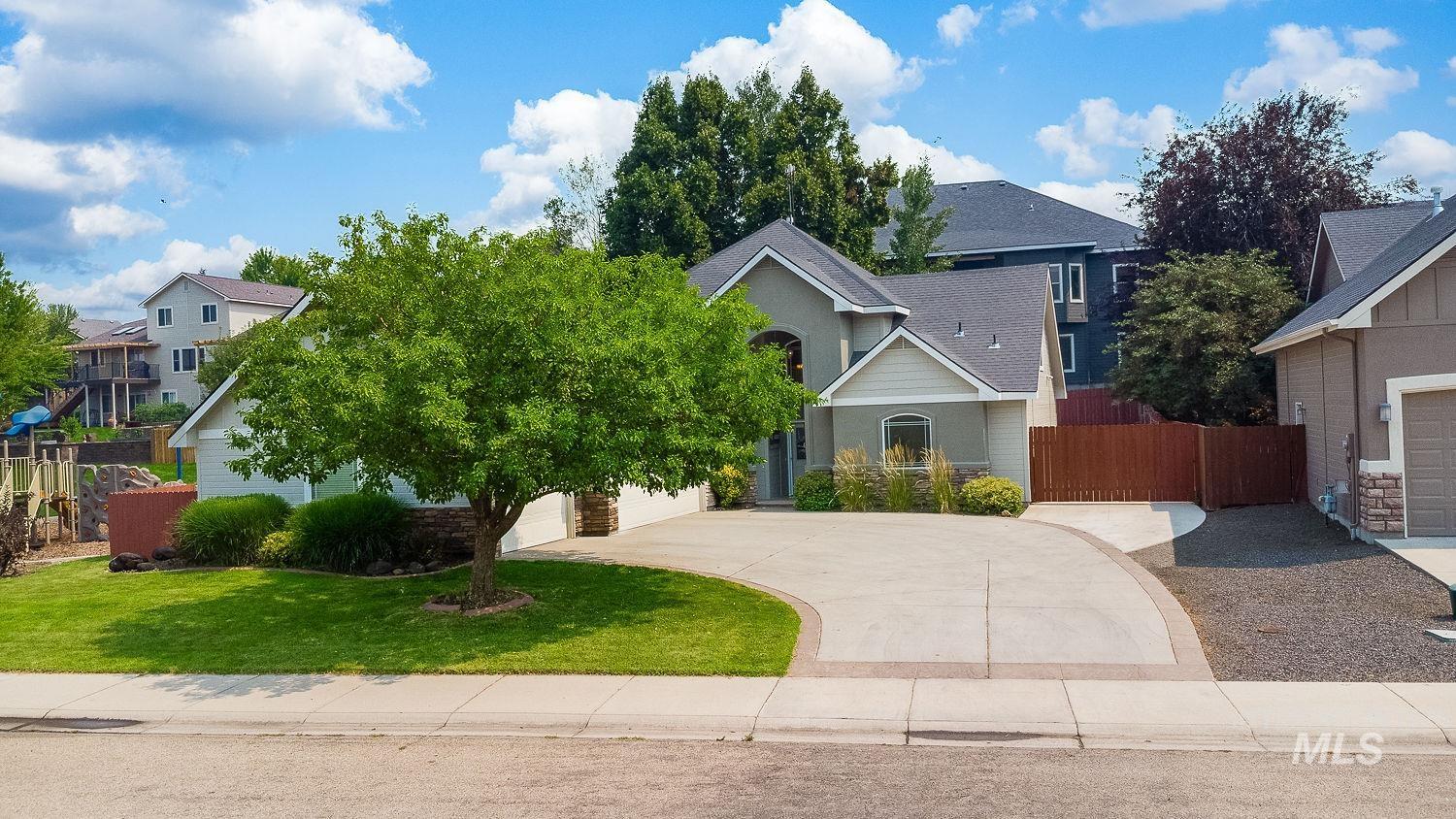 8080 S Legolas Property Photo 2