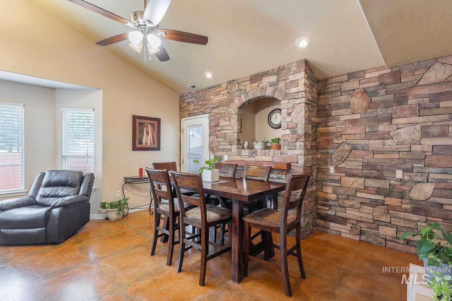 8080 S Legolas Property Photo 14