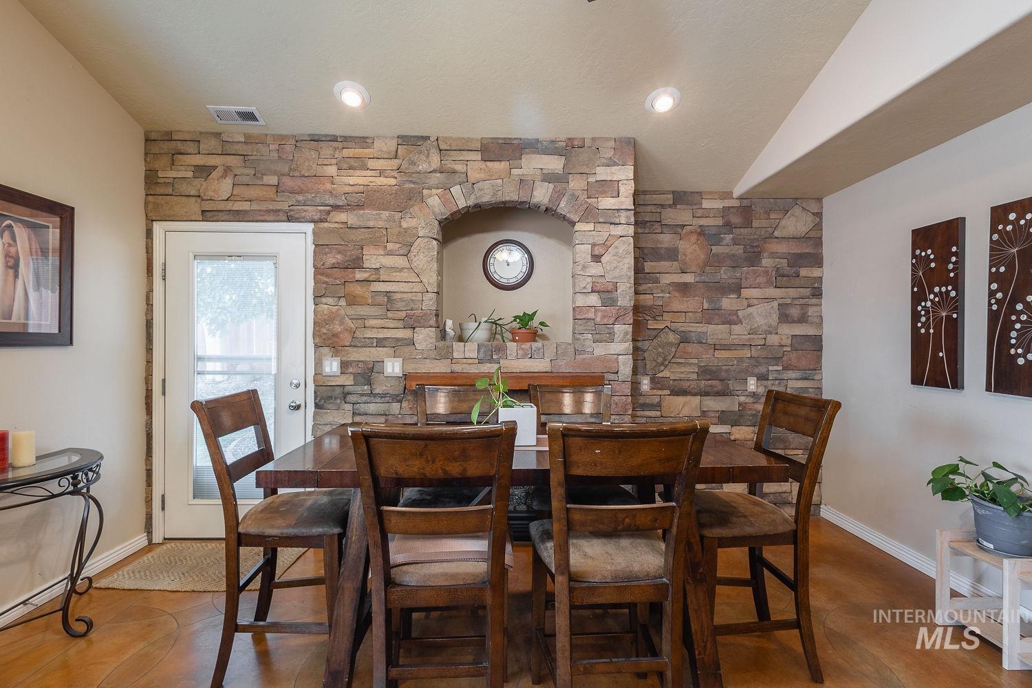8080 S Legolas Property Photo 15