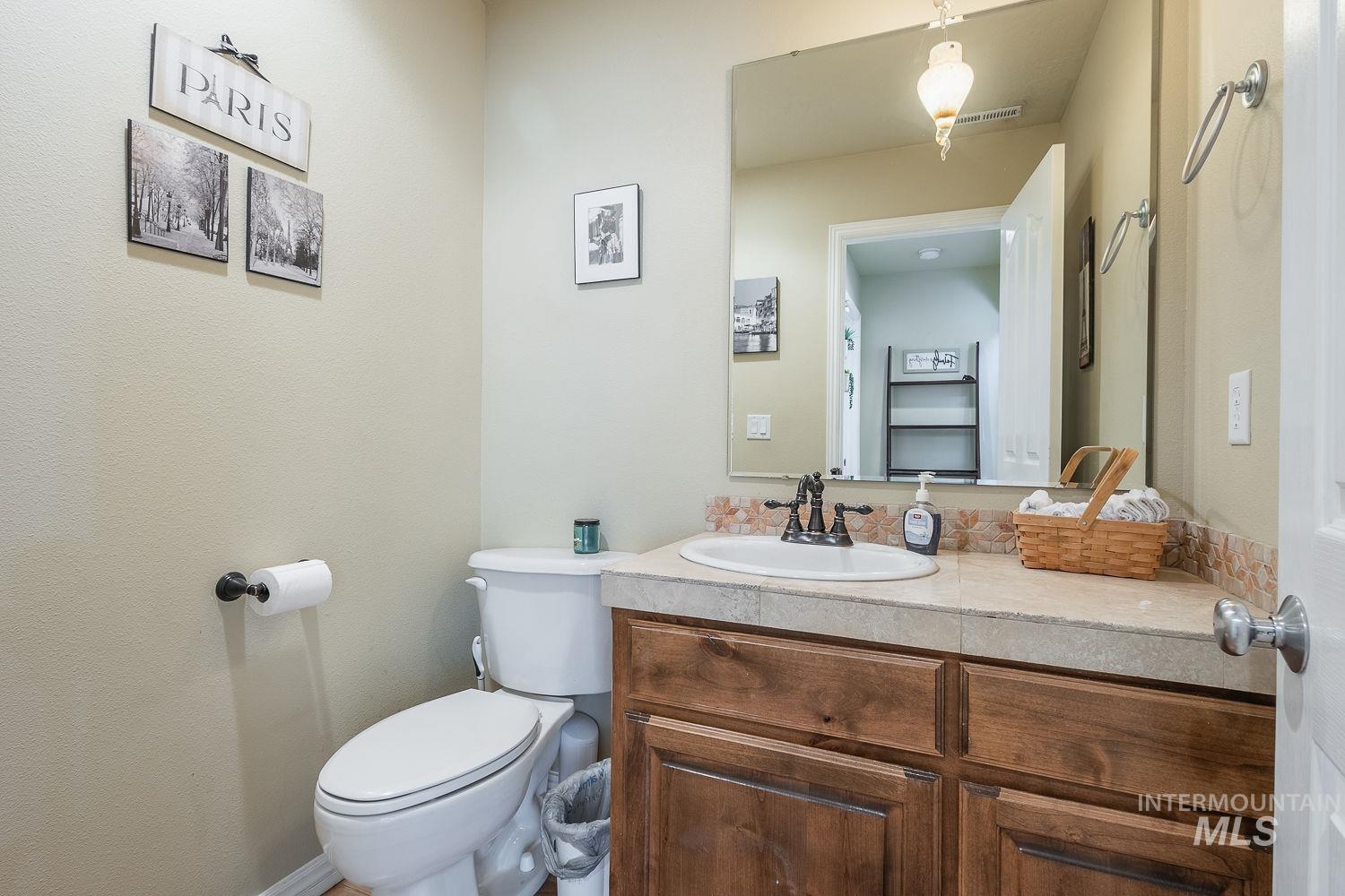 8080 S Legolas Property Photo 25