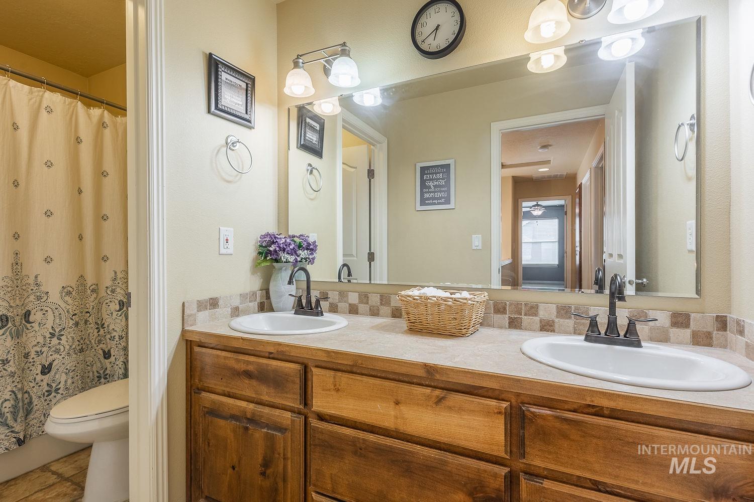 8080 S Legolas Property Photo 29