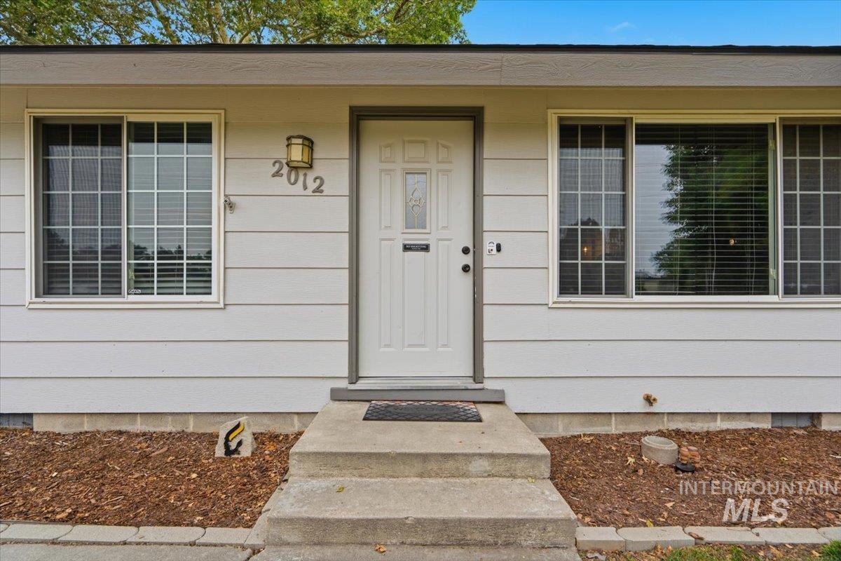 2012 Cherry St Property Photo 4
