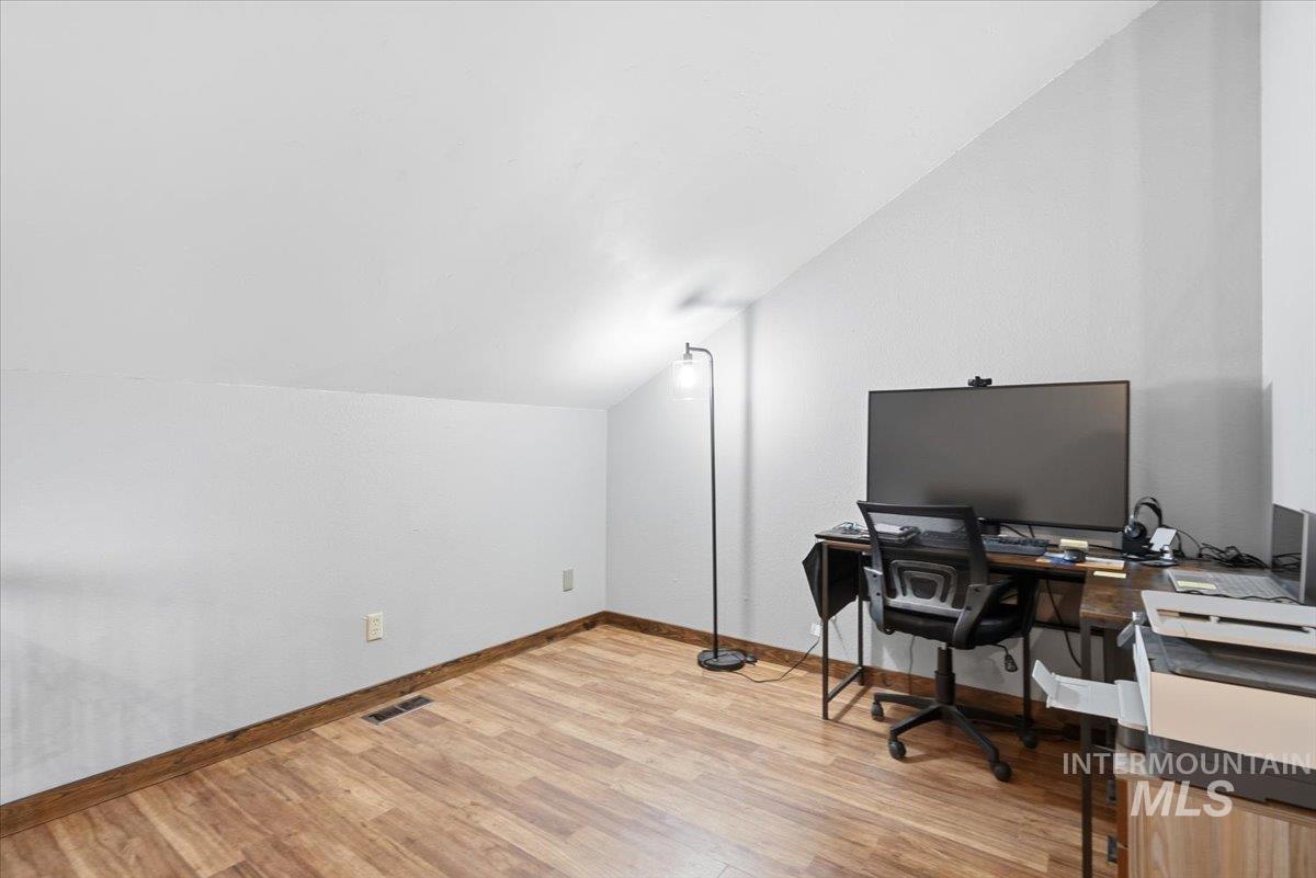 2012 Cherry St Property Photo 24