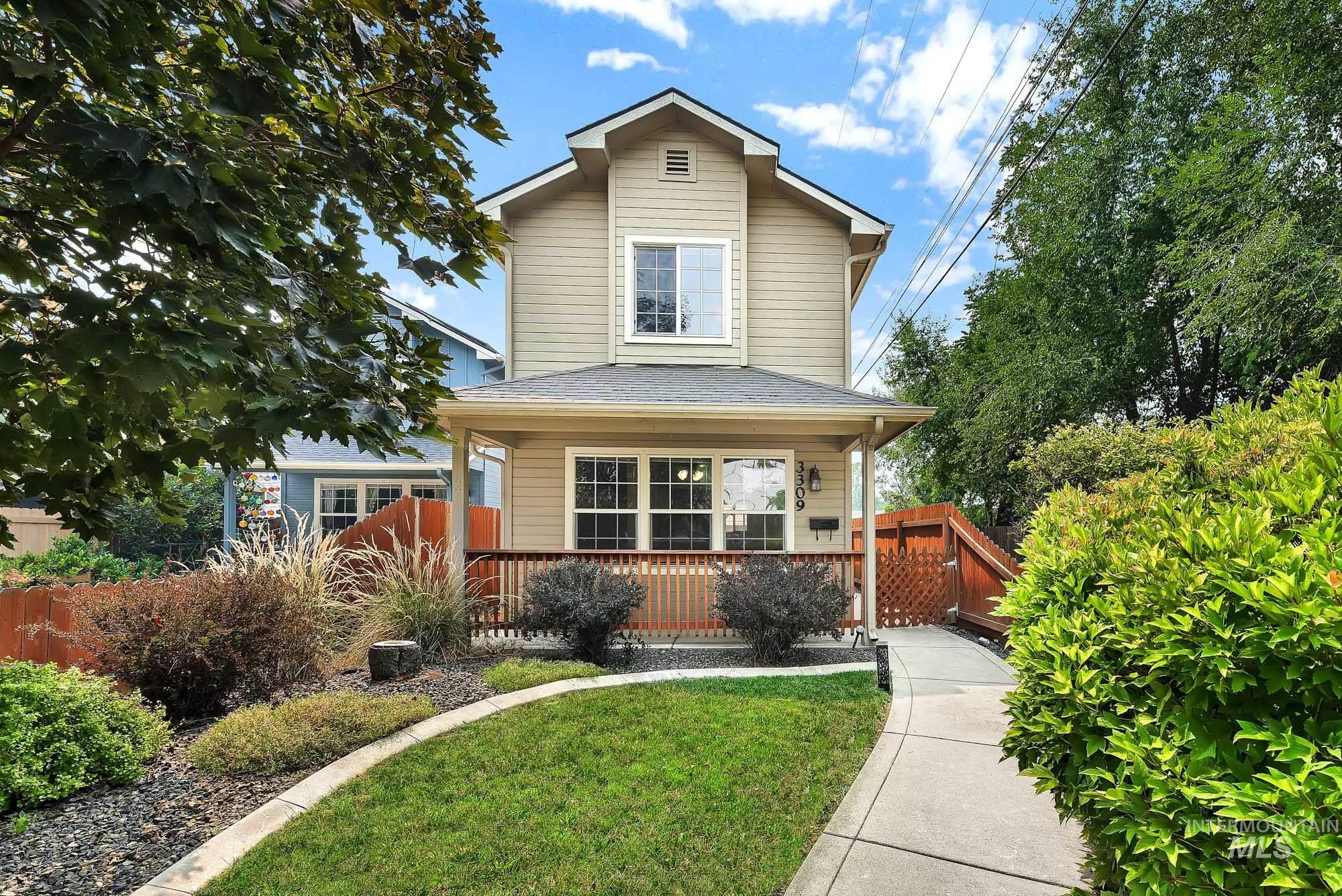 3309 W Palouse St. Property Photo 1