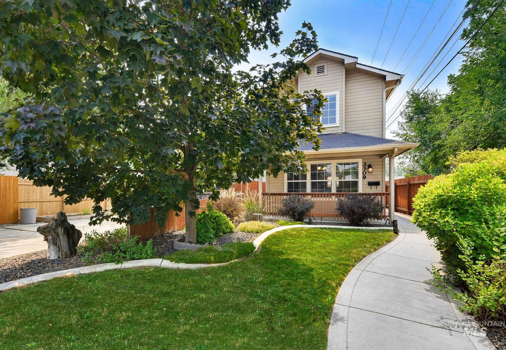 3309 W Palouse St. Property Photo 2