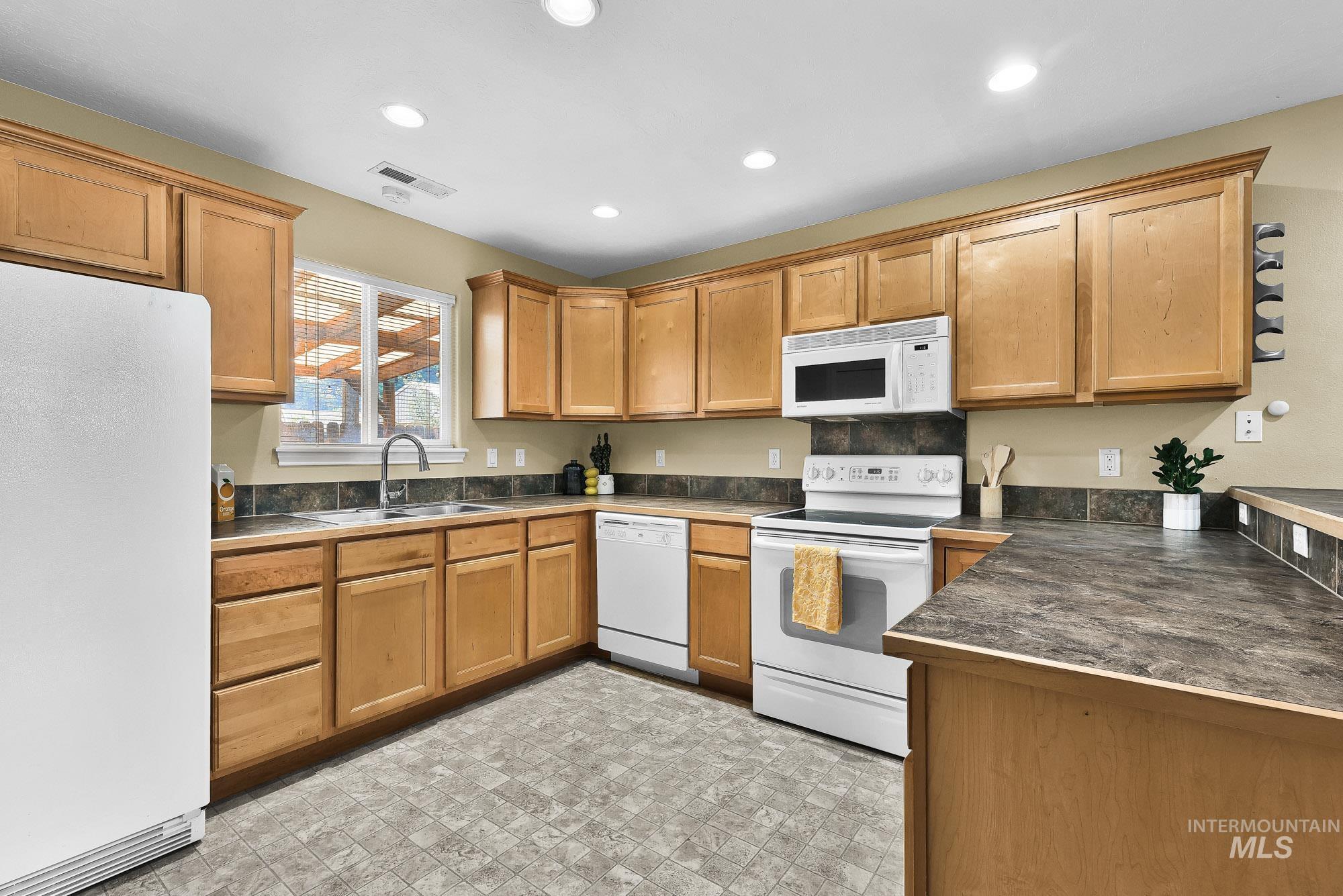 3309 W Palouse St. Property Photo 11