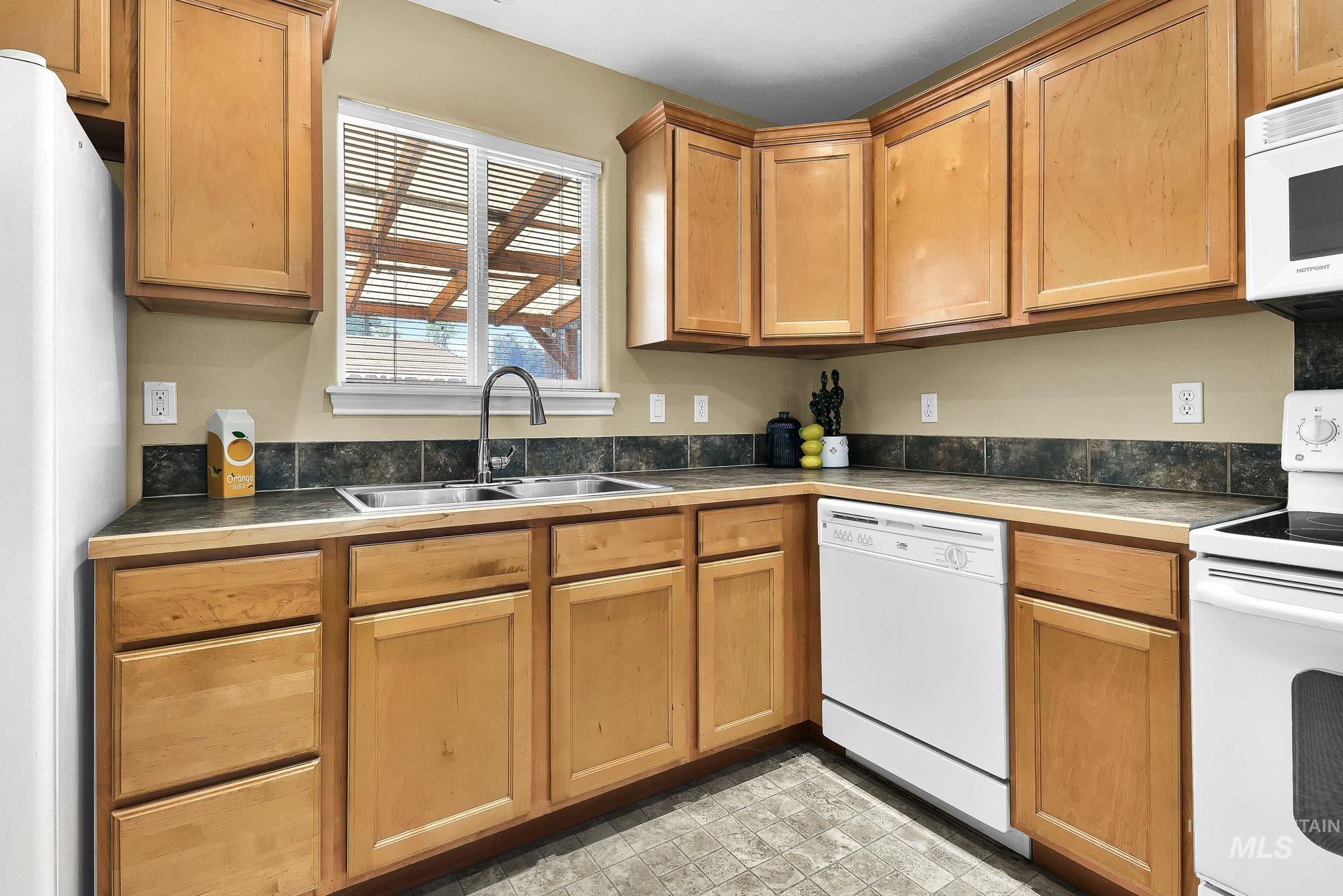 3309 W Palouse St. Property Photo 14