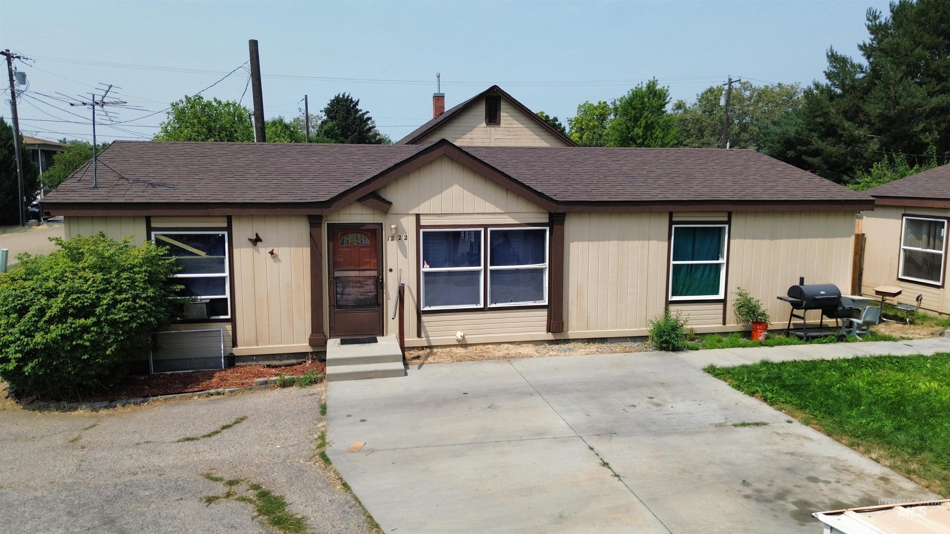 1218 N Hartman Property Photo 16