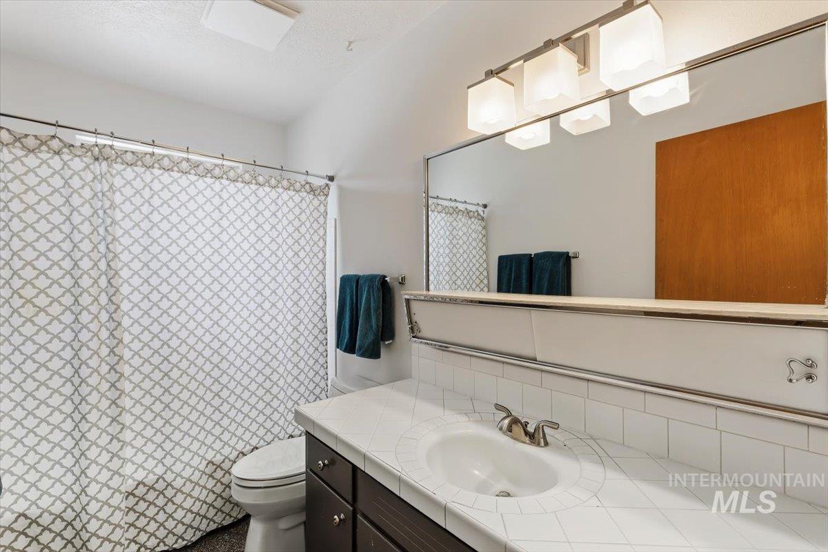 2837 N Redway Road Property Photo 18