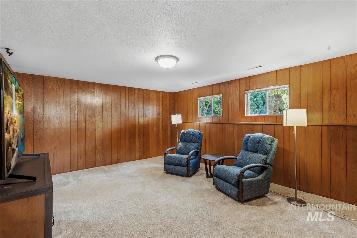 2837 N Redway Road Property Photo 19