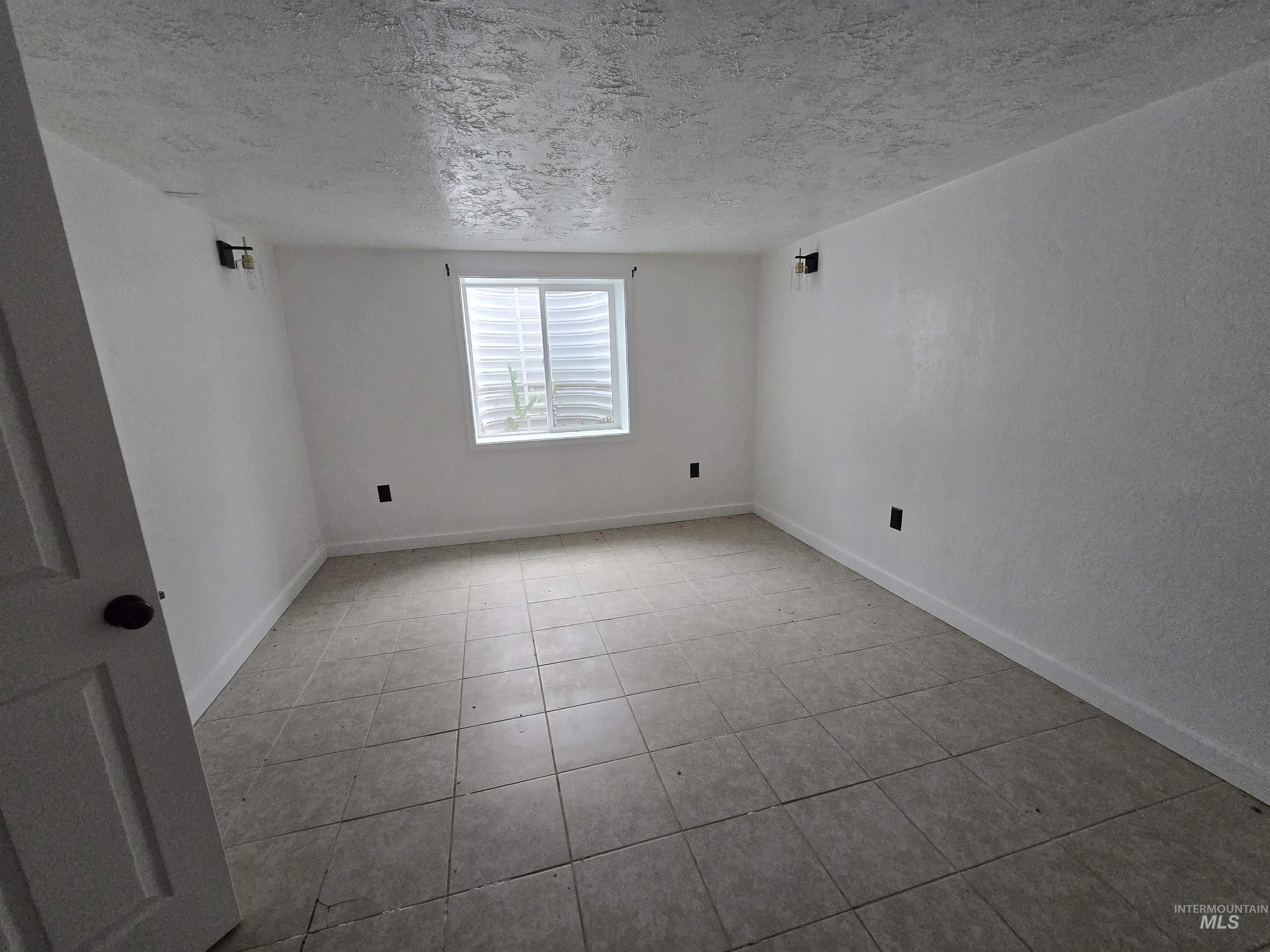 1110 Washington St Property Photo 18