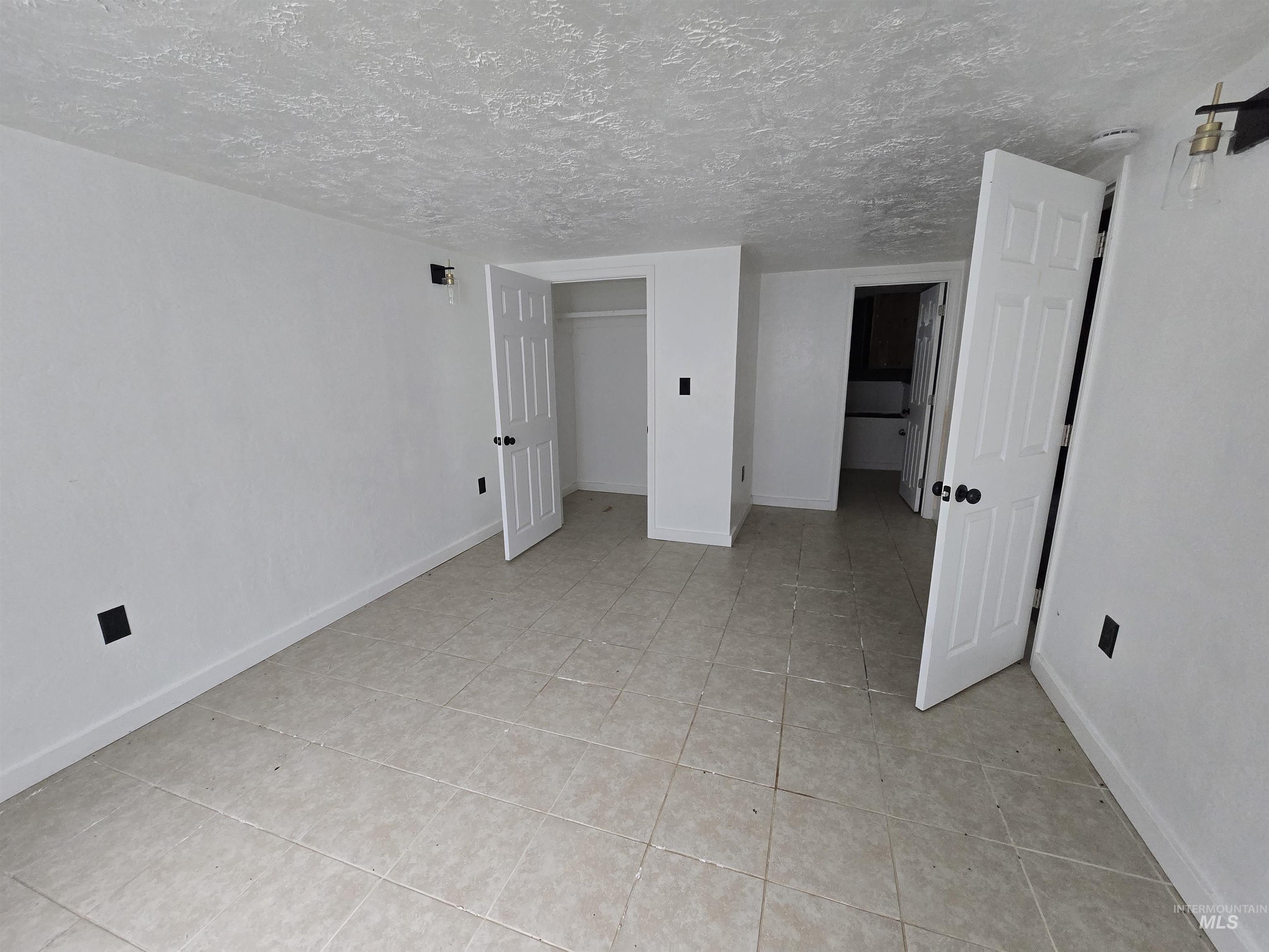 1110 Washington St Property Photo 19