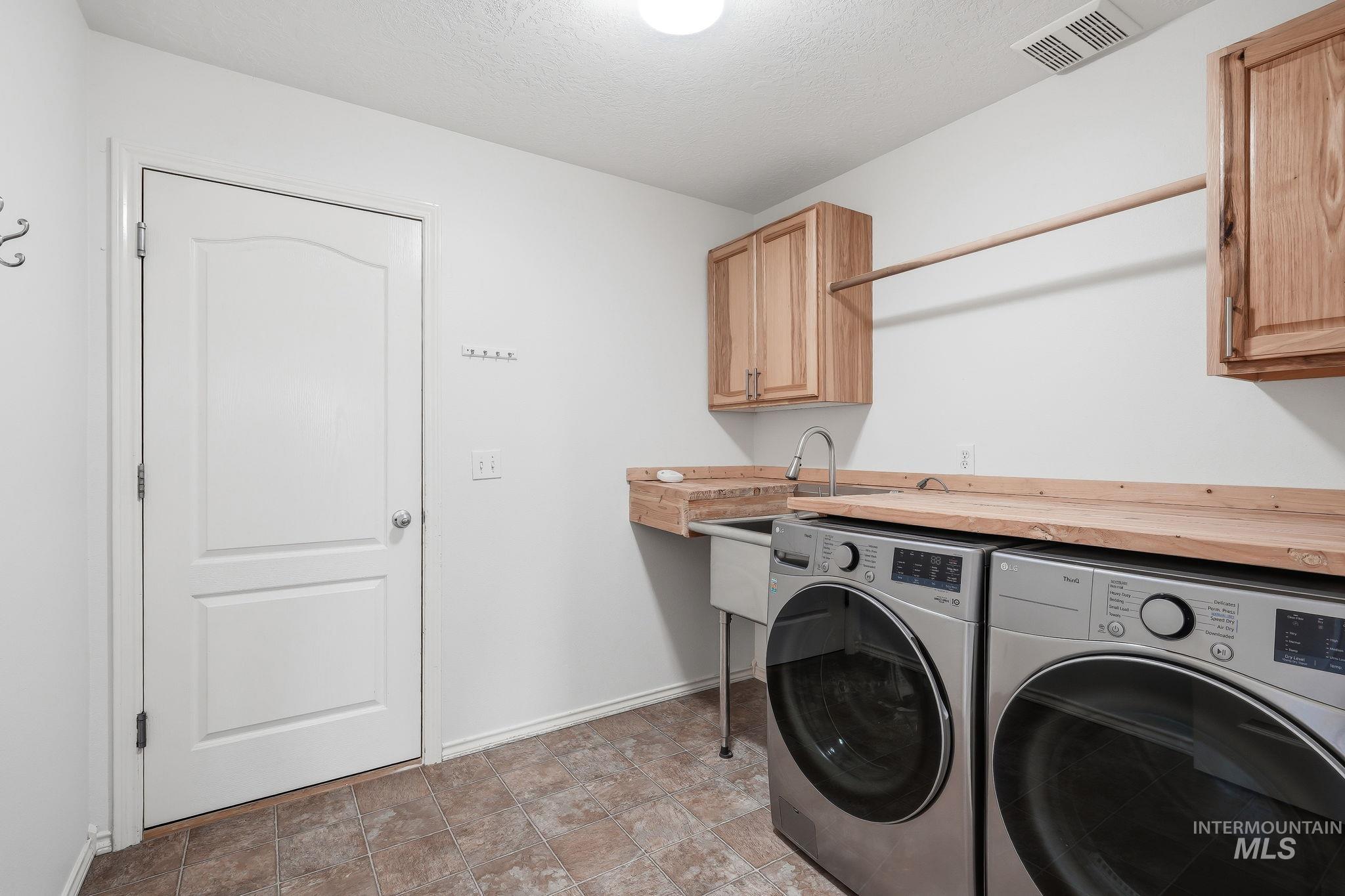 464 W Anton Dr. Property Photo 38
