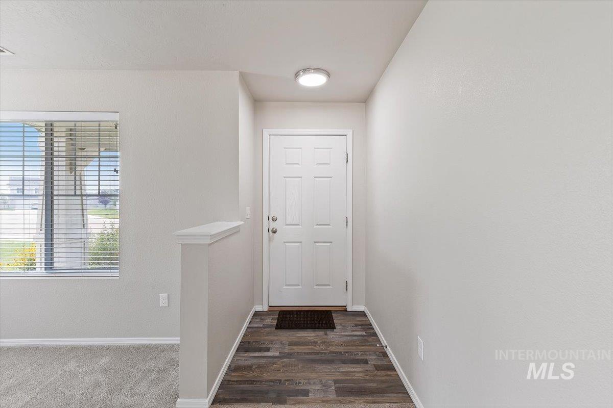 15584 Teita Way Property Photo 6