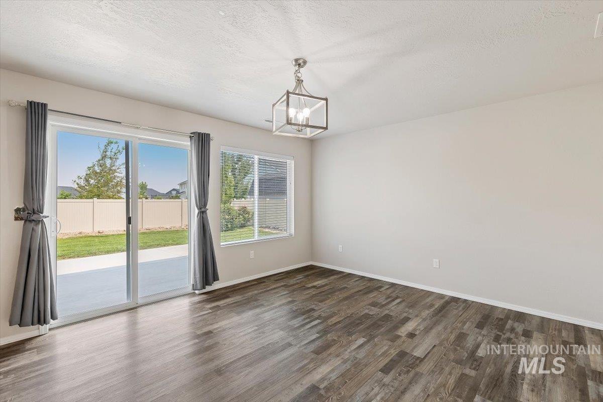 15584 Teita Way Property Photo 9