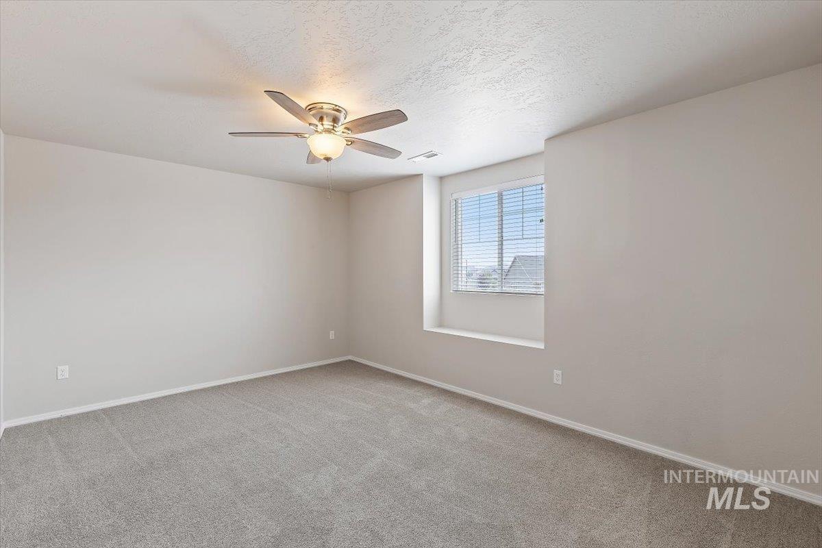 15584 Teita Way Property Photo 22