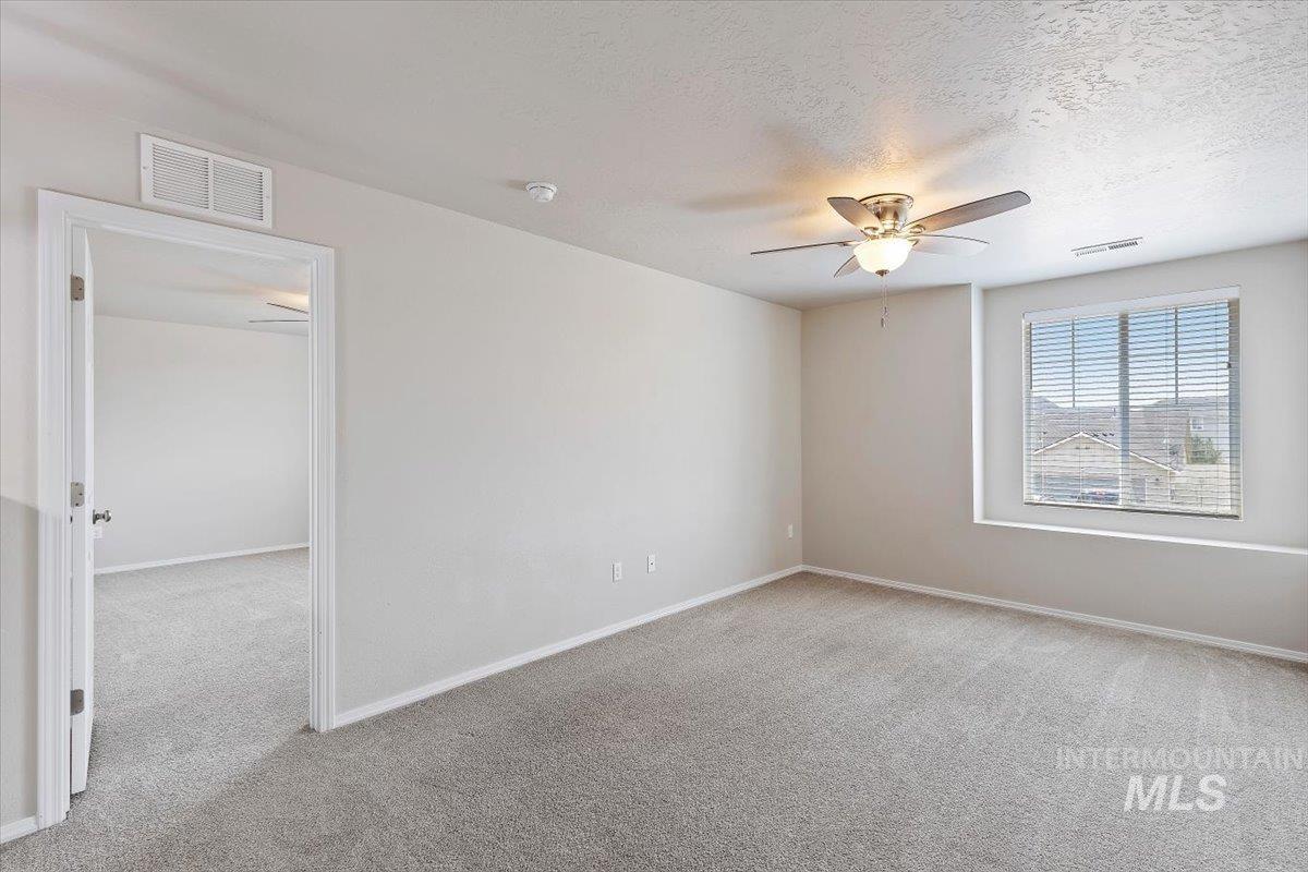 15584 Teita Way Property Photo 26