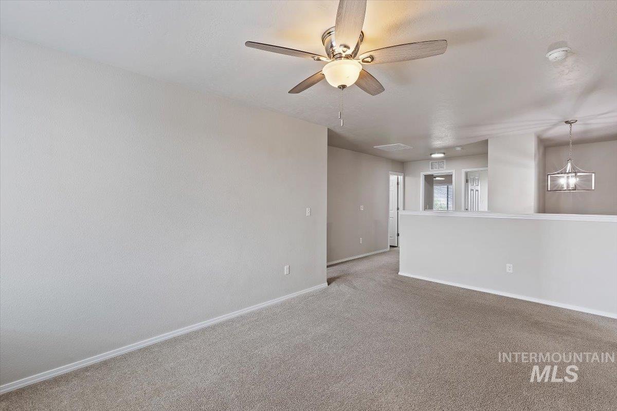 15584 Teita Way Property Photo 27