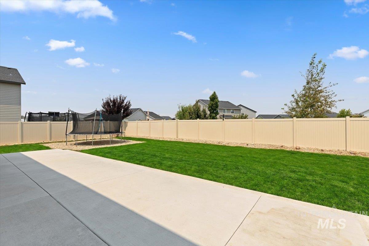 15584 Teita Way Property Photo 33